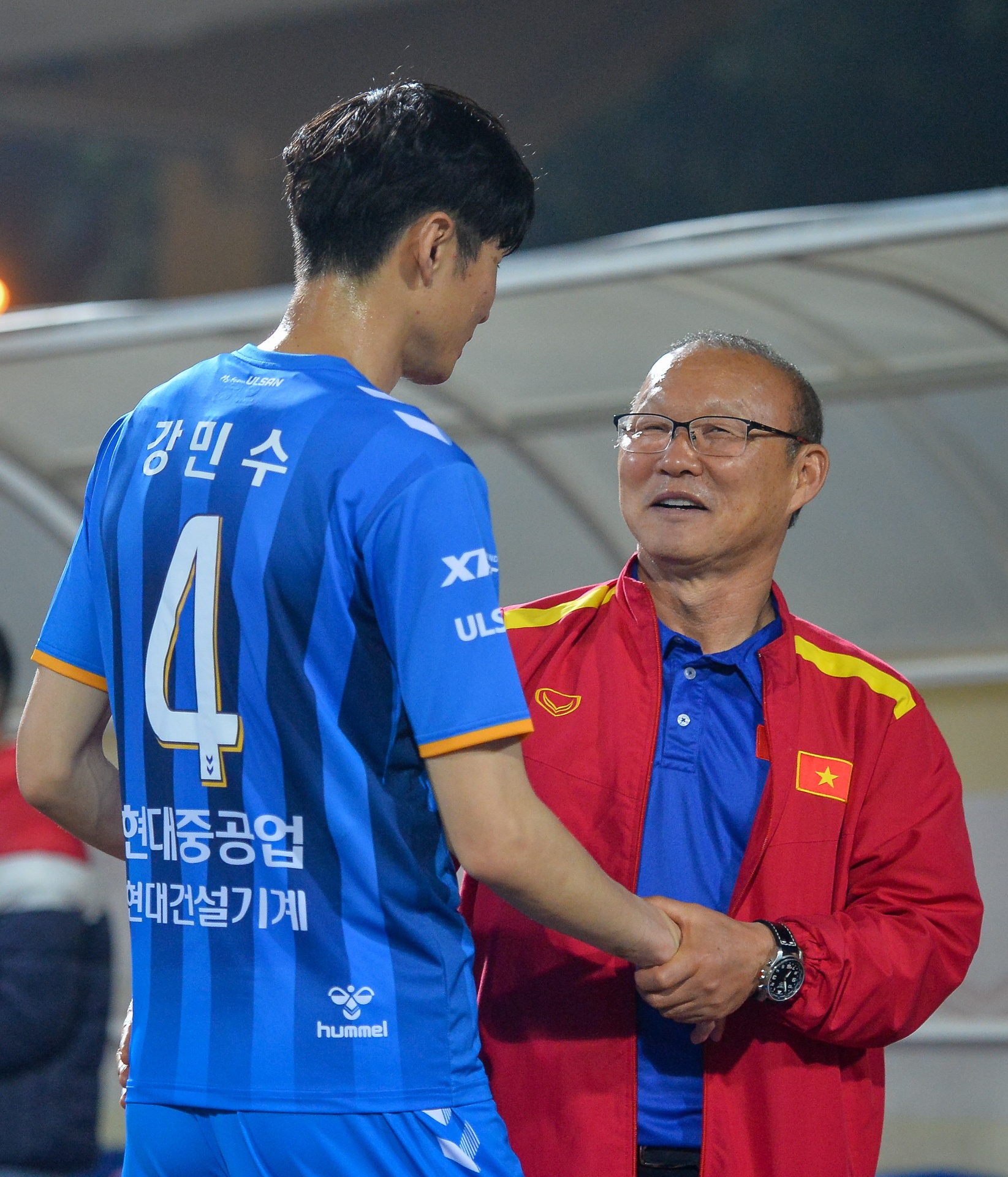 Park Hang-seo dong vien cau thu U22 anh 4