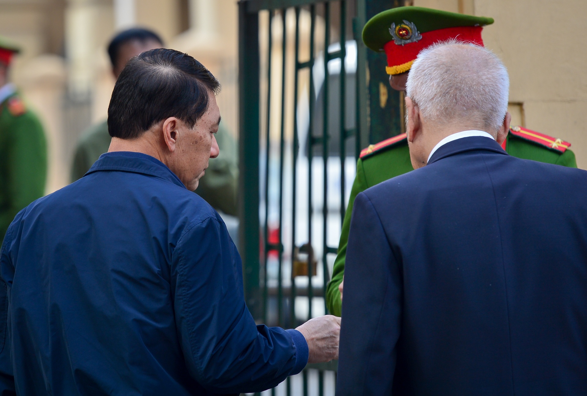 An ninh that chat trong phien xu 2 cuu thu truong cong an hinh anh