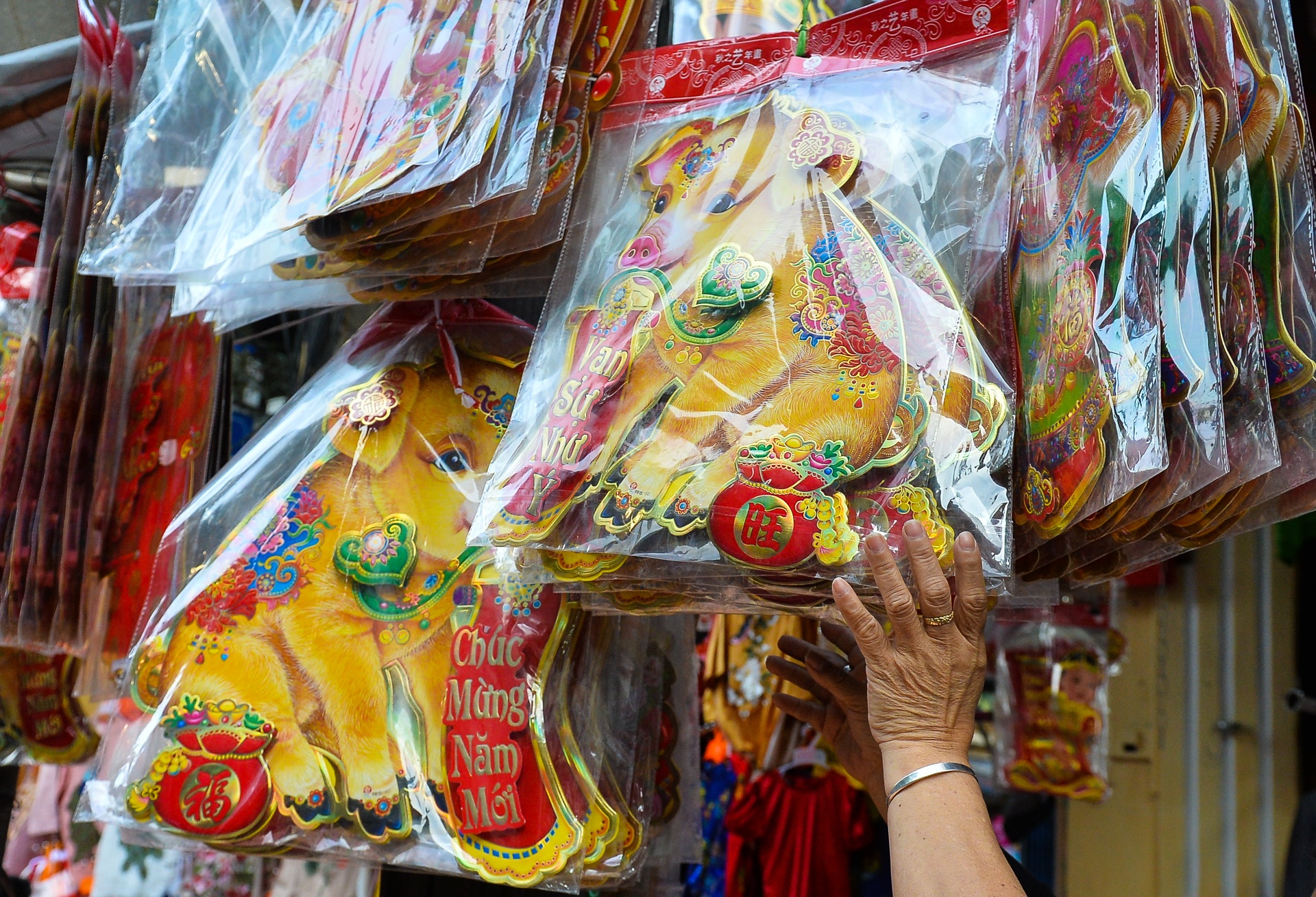 o mai dat hang ngay giap tet anh 12