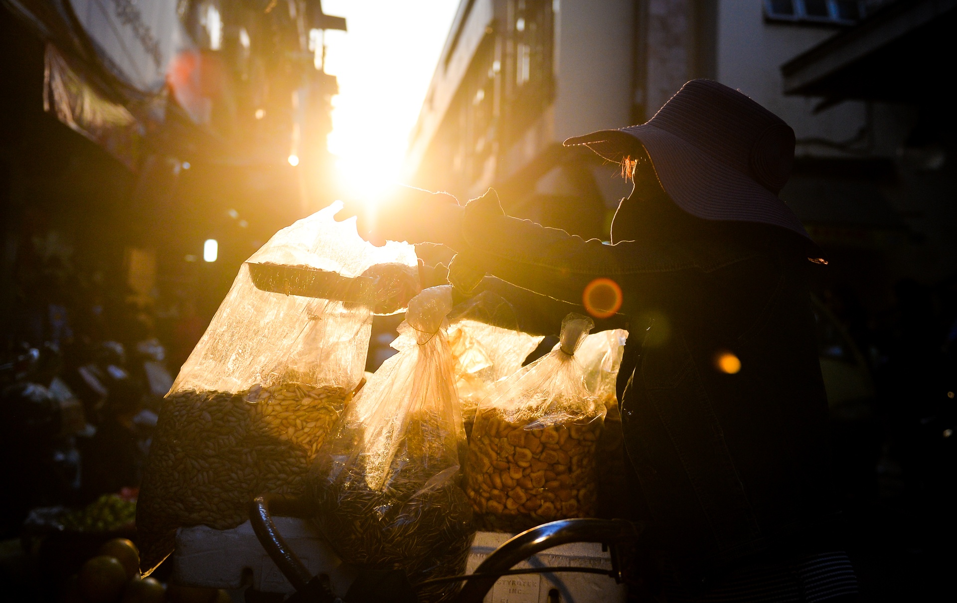 o mai dat hang ngay giap tet anh 6