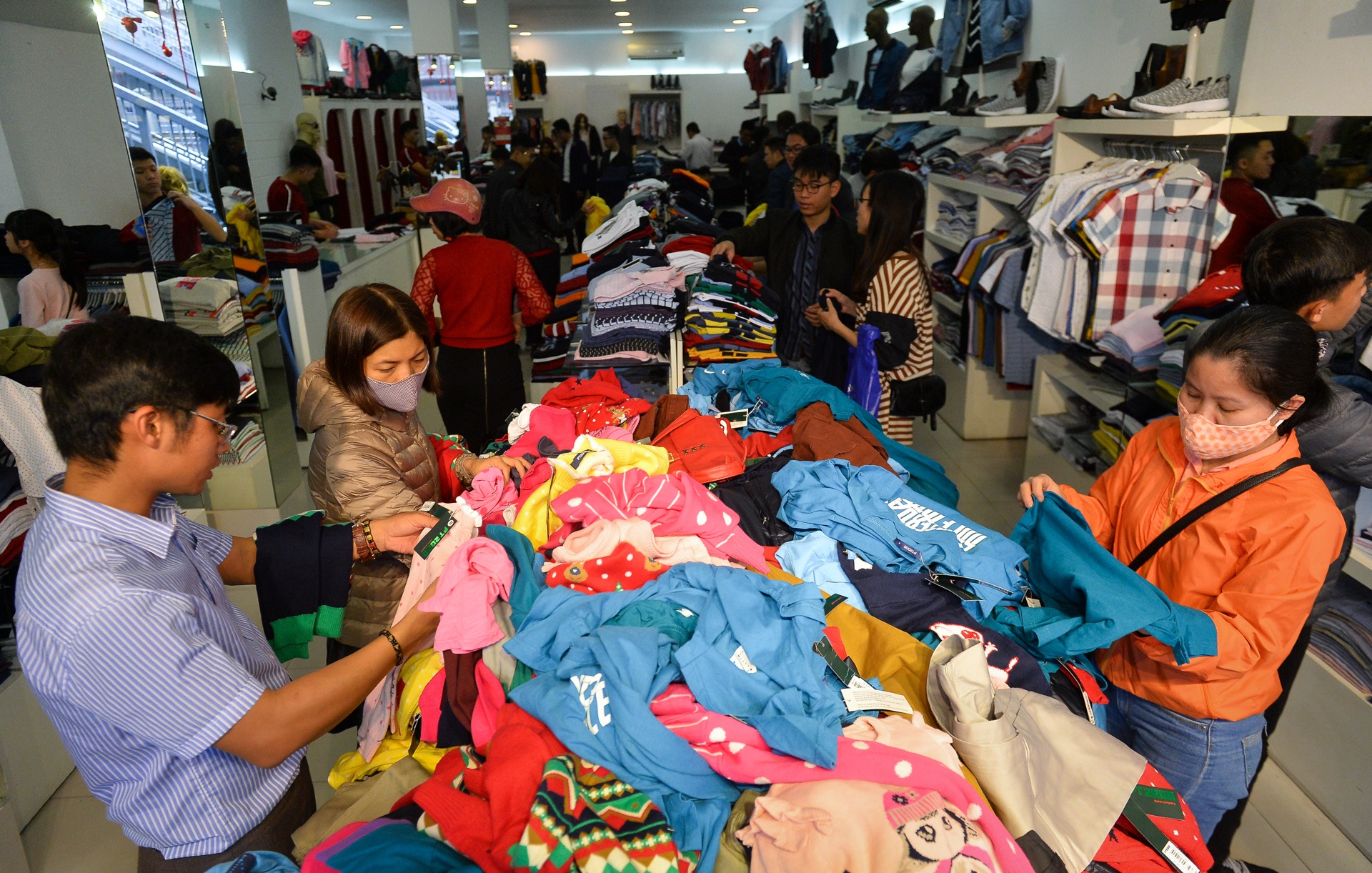 Quan ao dai ha gia trong ngay giap tet anh 7