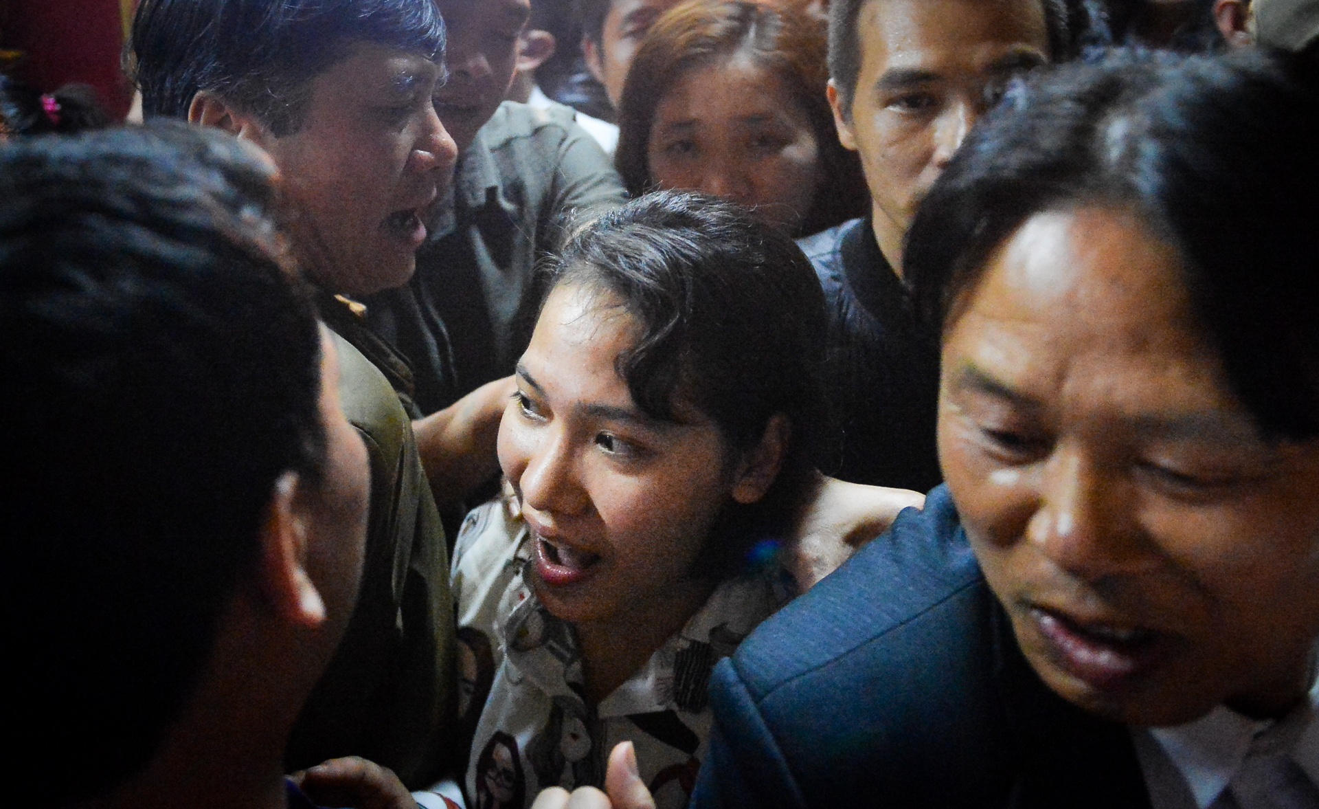 cuop loc den tran anh 10