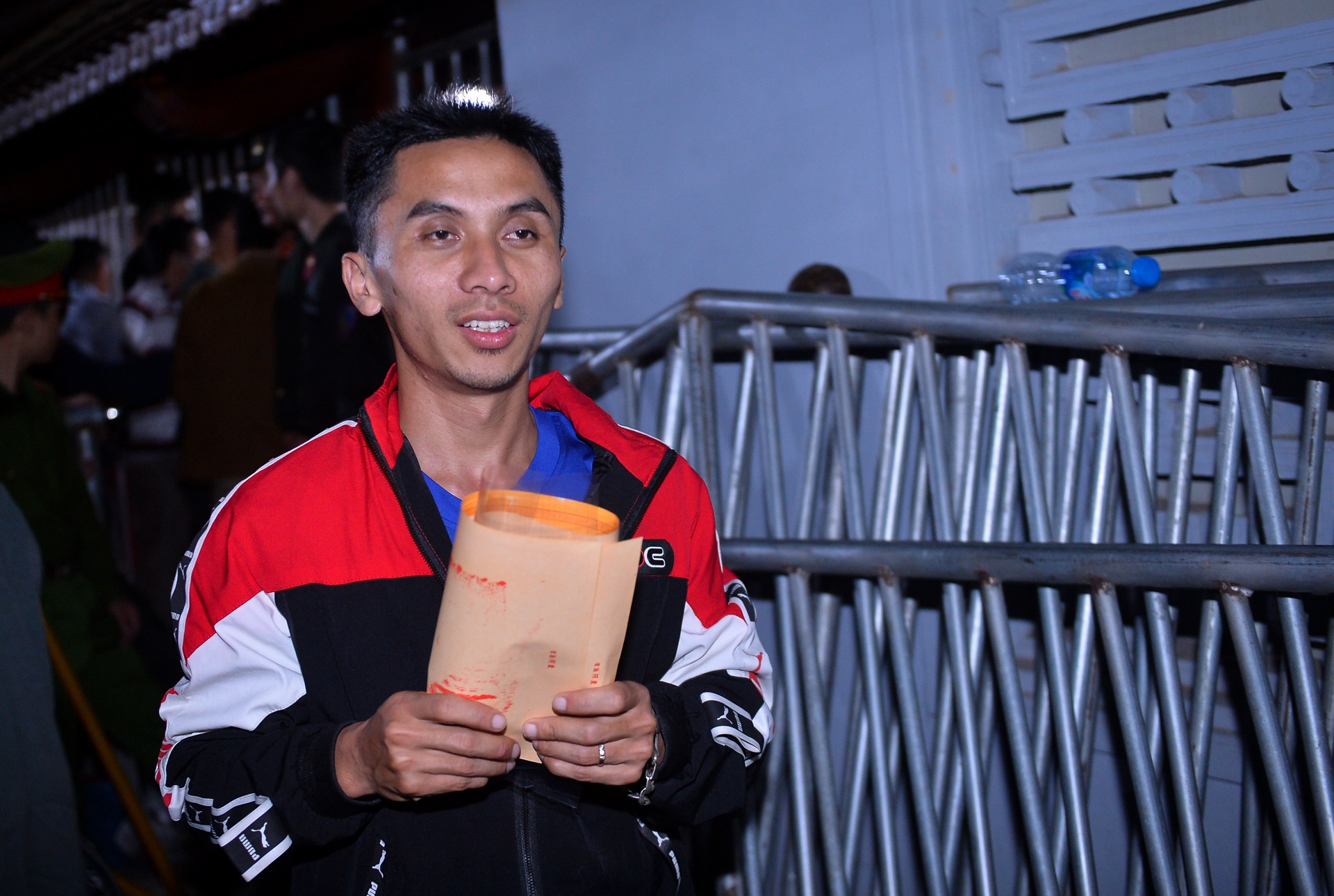 xin an den tran anh 10