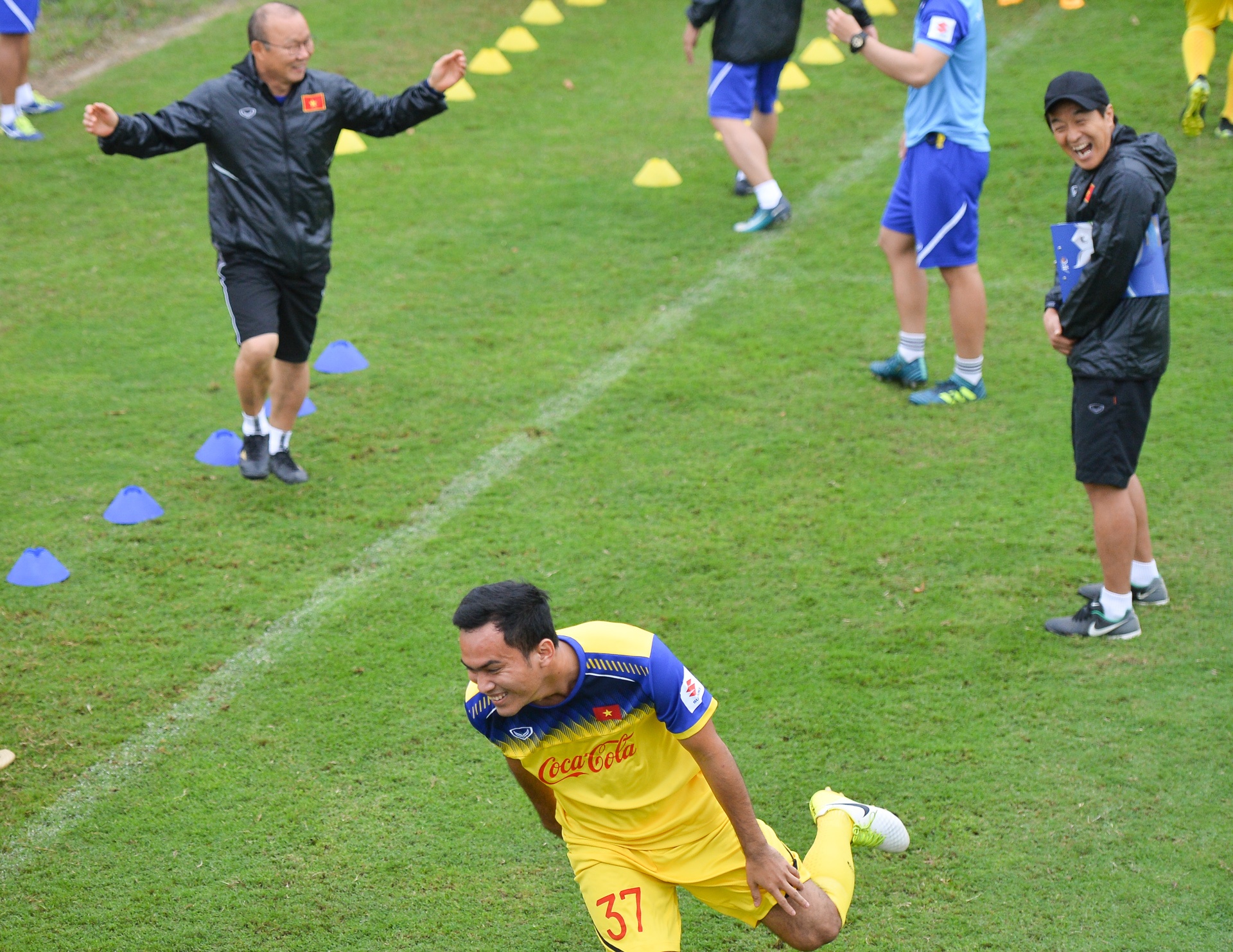 cau thu u23 Viet Nam vat va vi chong day anh 9