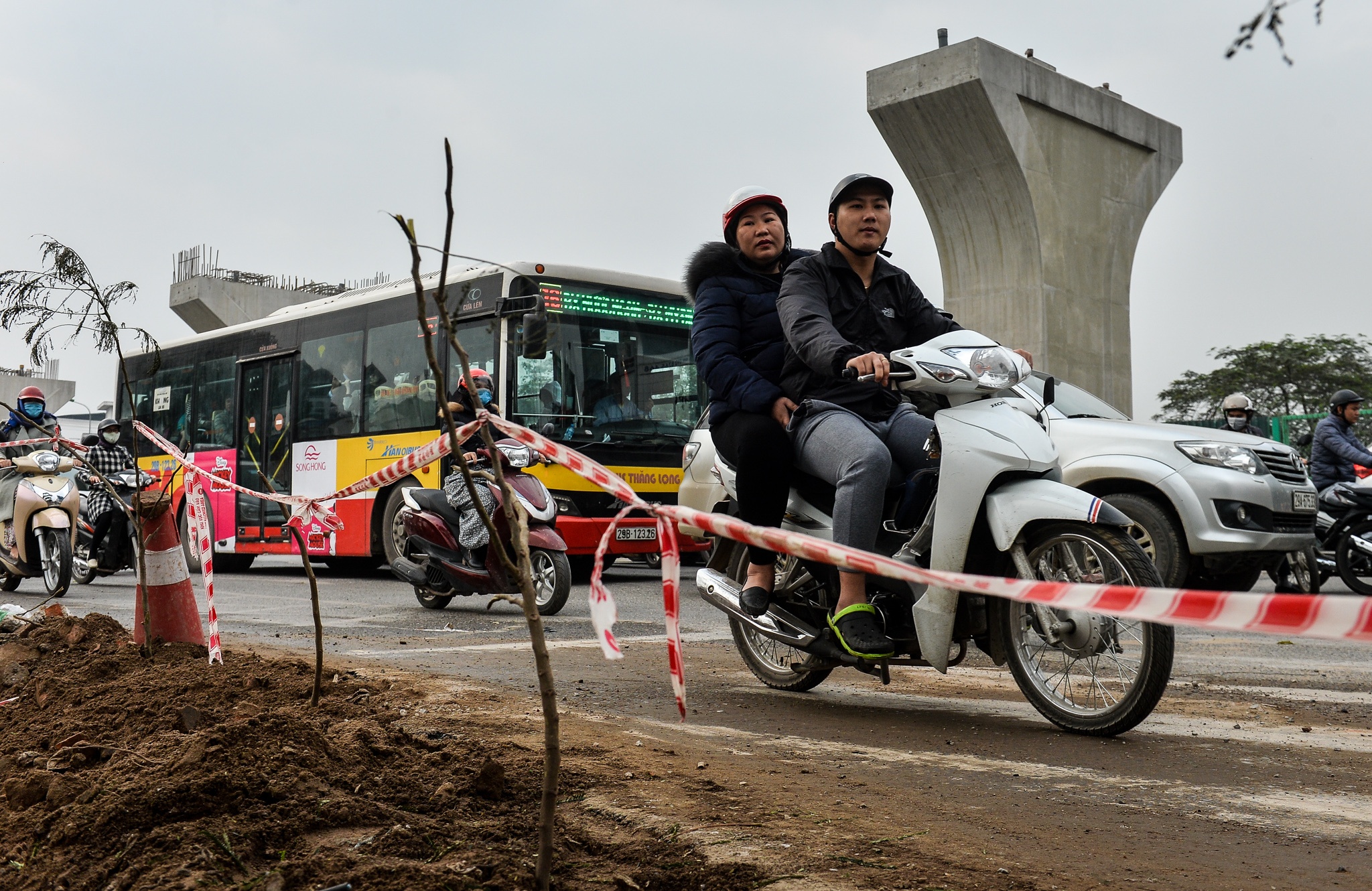 Duong Truong Chinh ngap o voi anh 6