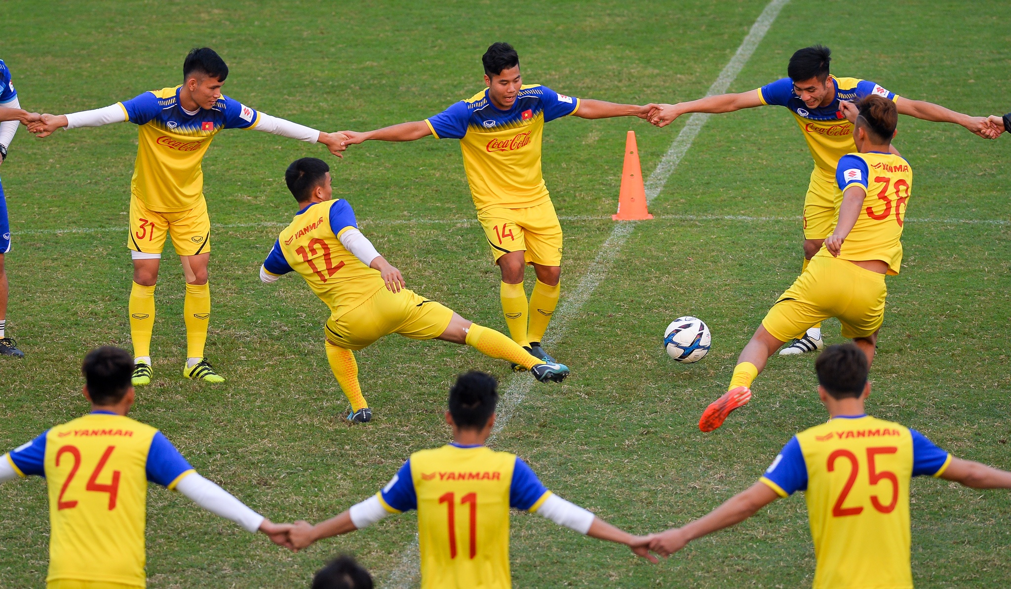 Tro ly Lee nam doi U23 anh 6