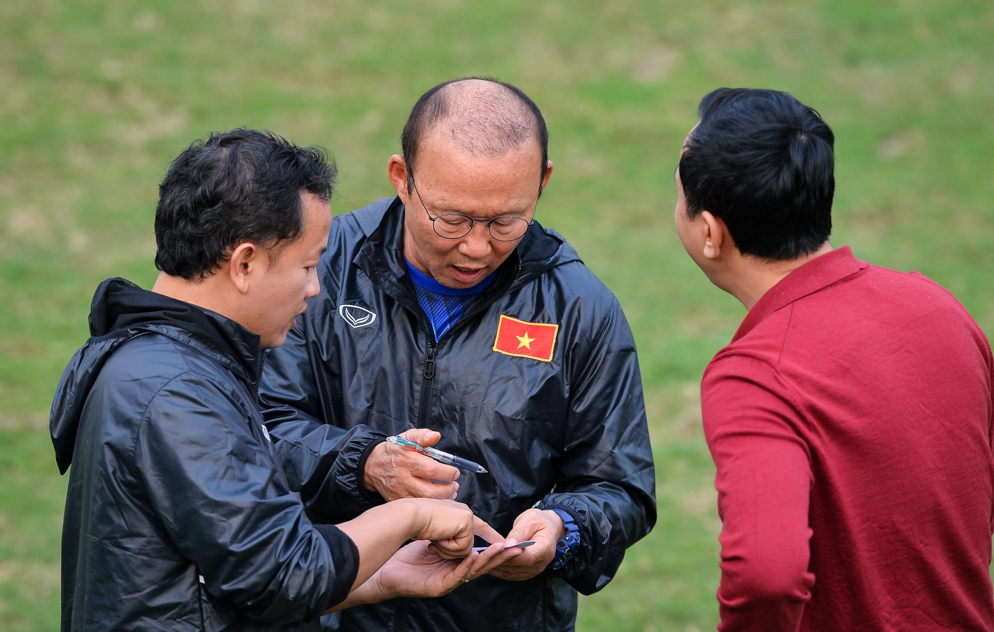 Bui Tien Dung tro tai bay luon anh 8