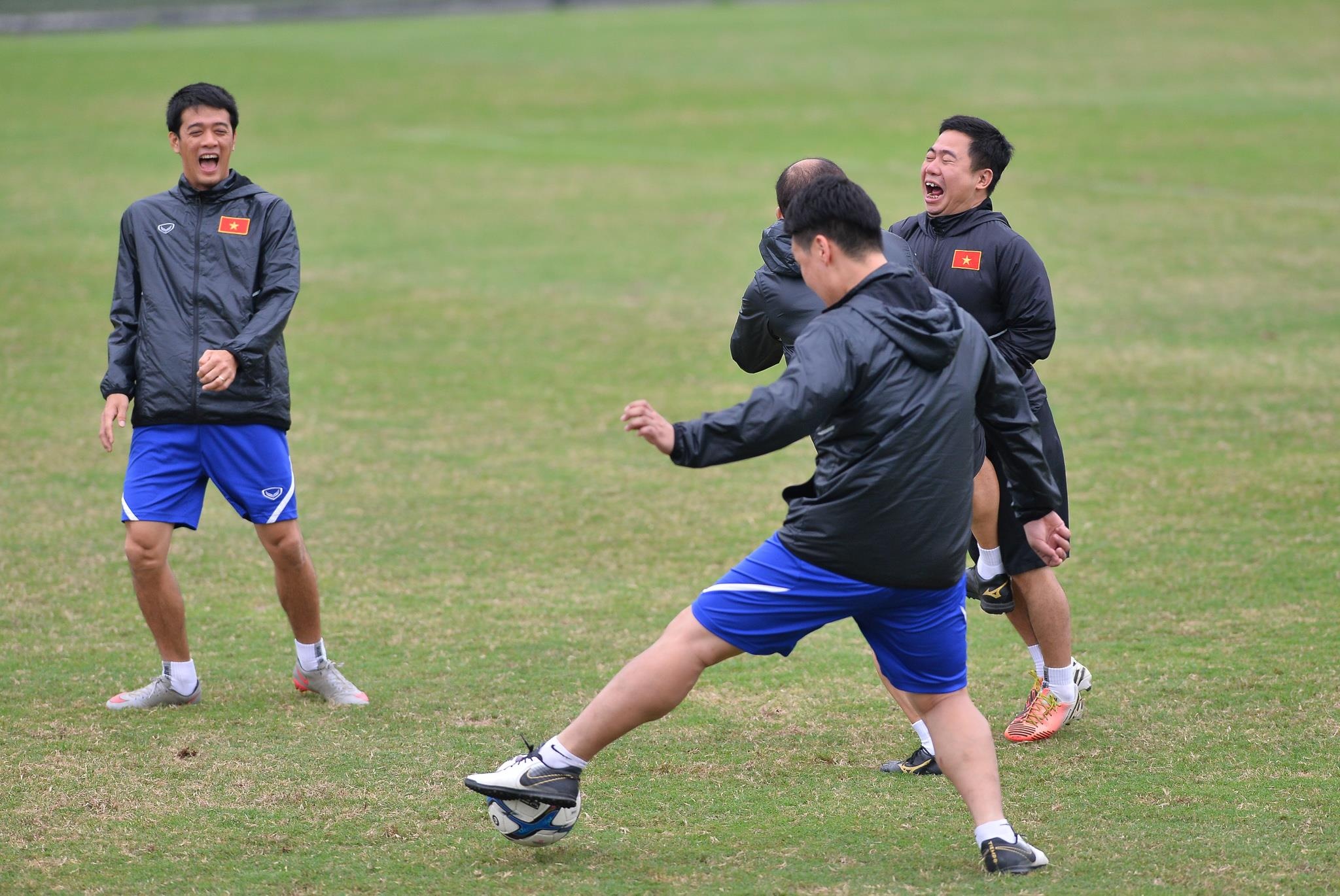 Quang Hai ngung tap anh 10