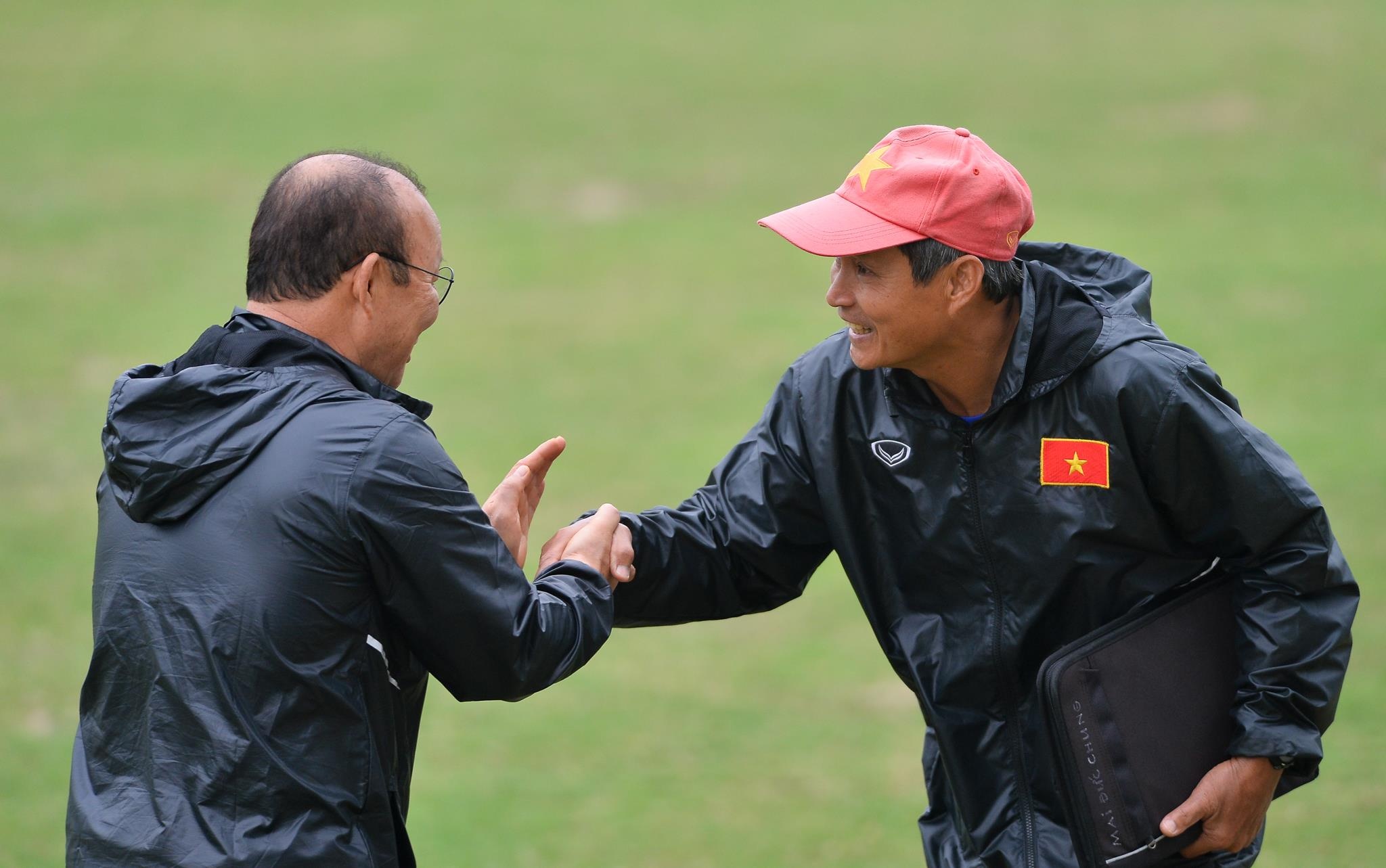 Quang Hai ngung tap anh 12