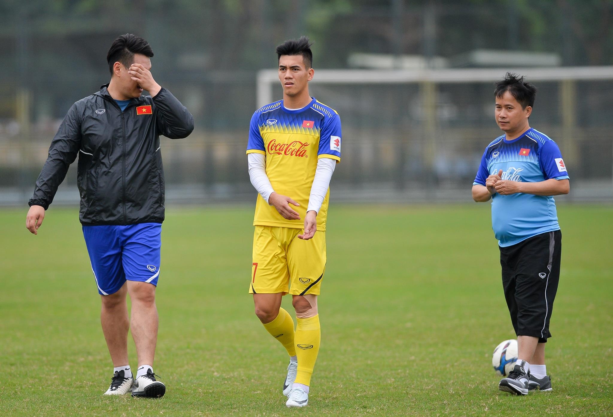 Quang Hai ngung tap anh 5