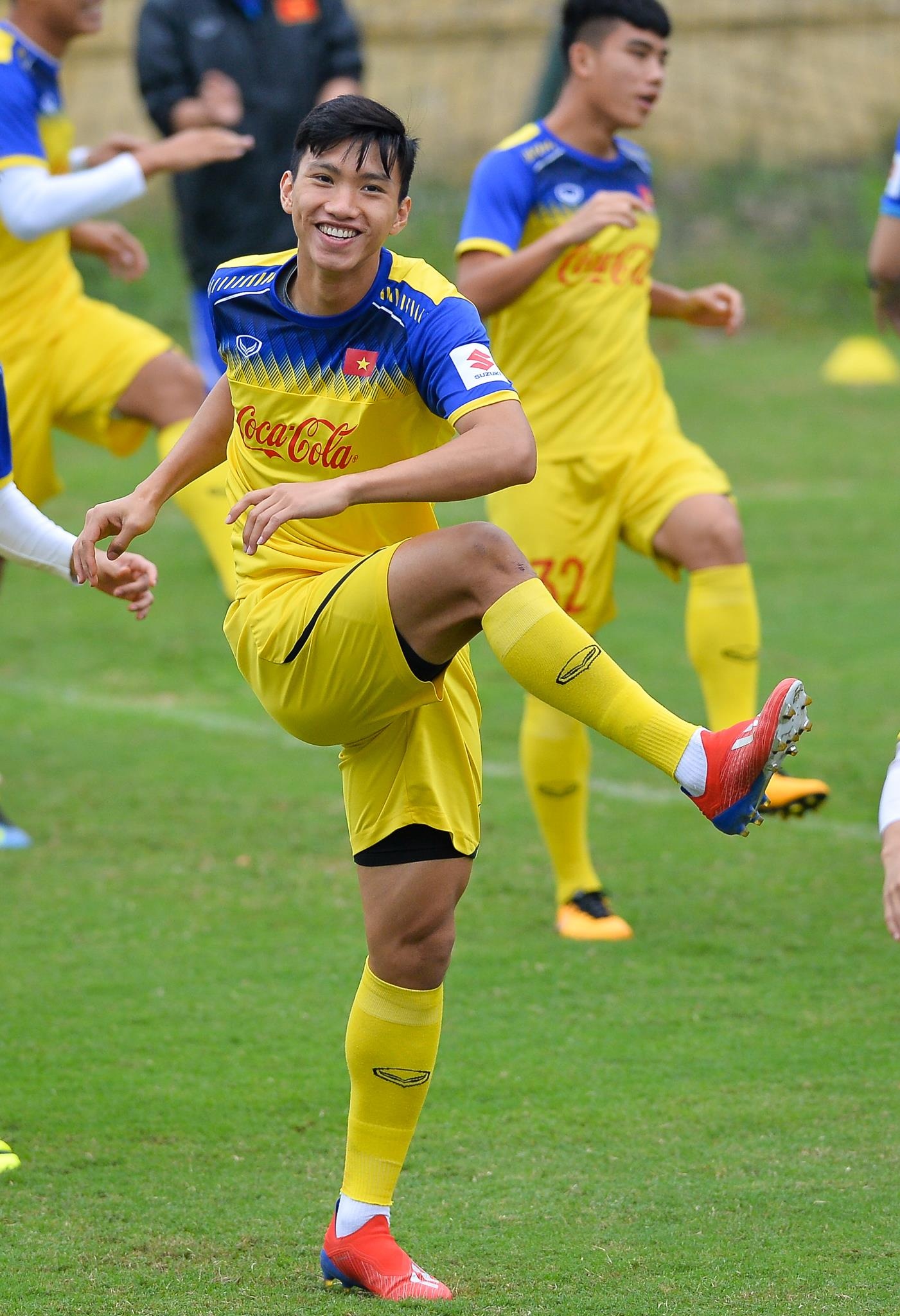 Quang Hai ngung tap anh 7