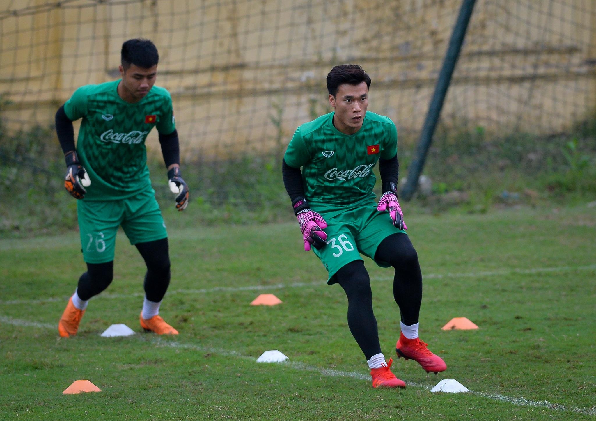 Bui Tien Dung bang bo co tay anh 10