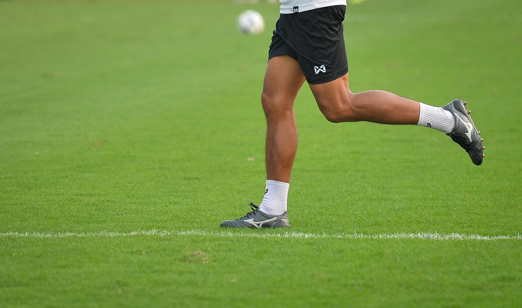 Trung ve cao 2 m cua U23 Thai Lan anh 9