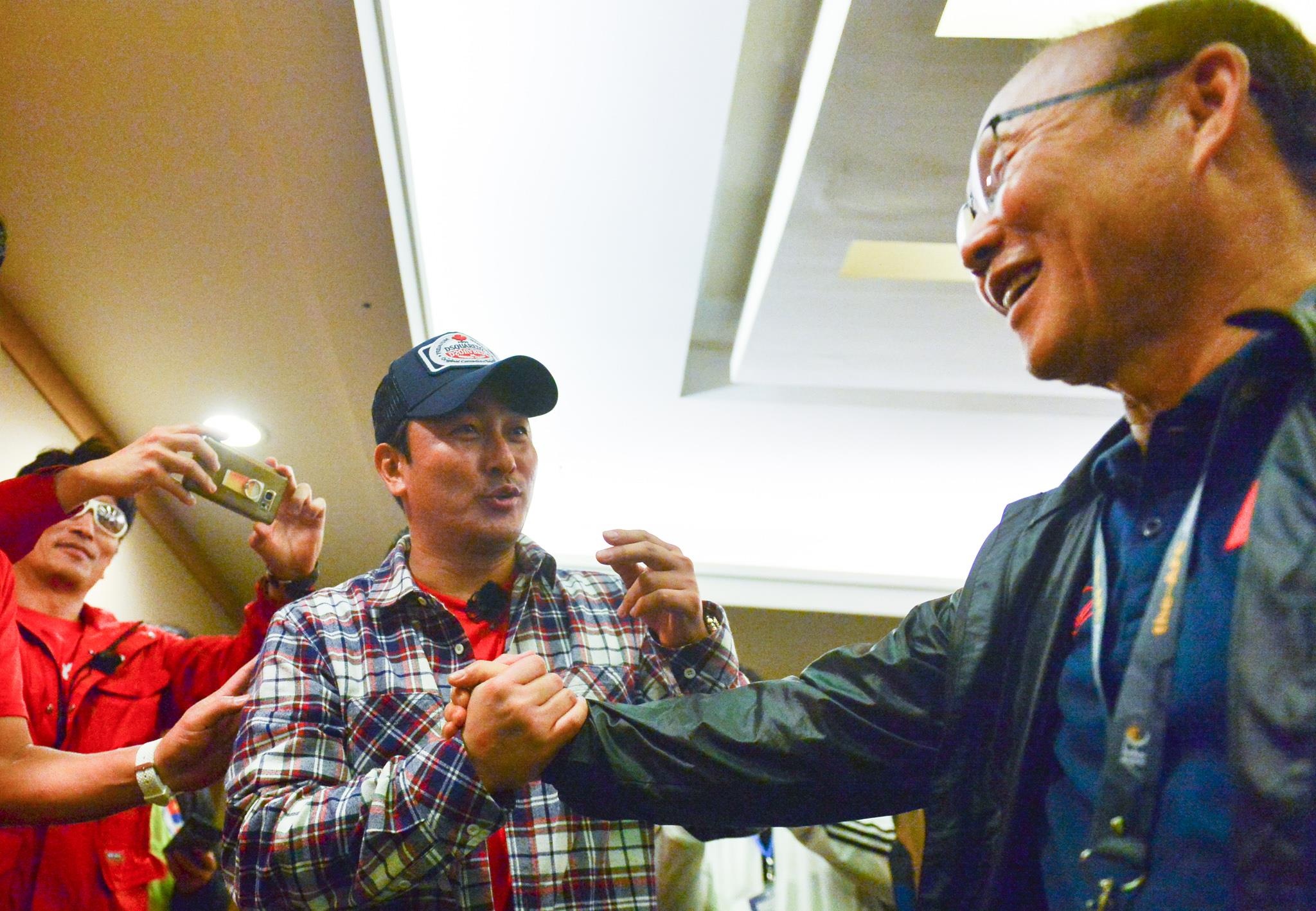 Nguoi hung World Cup 2002 cuong hon HLV Park Hang-seo anh 3