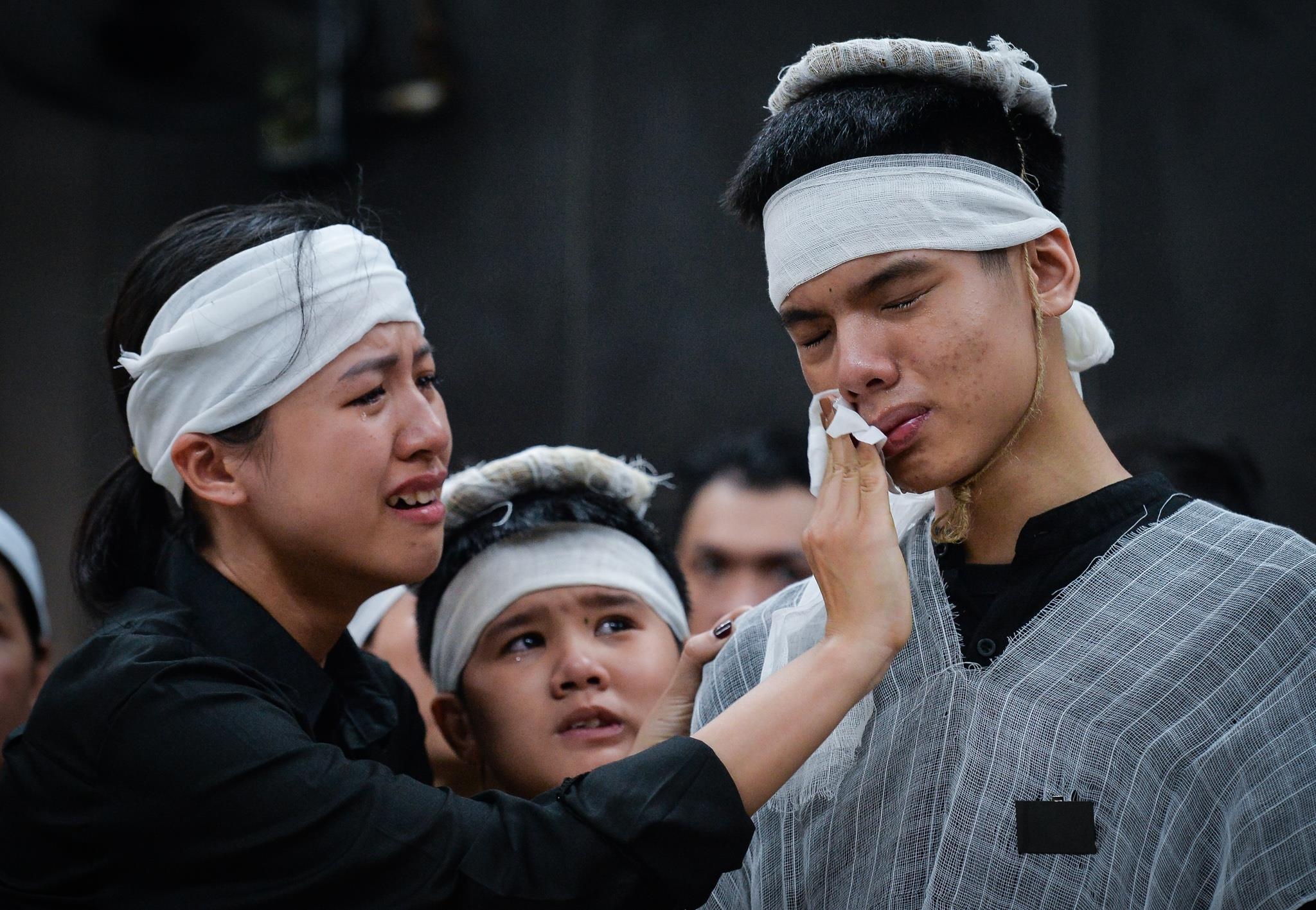 Dong nghiep, lai xe om, nguoi chua quen den vinh biet nu lao cong hinh anh