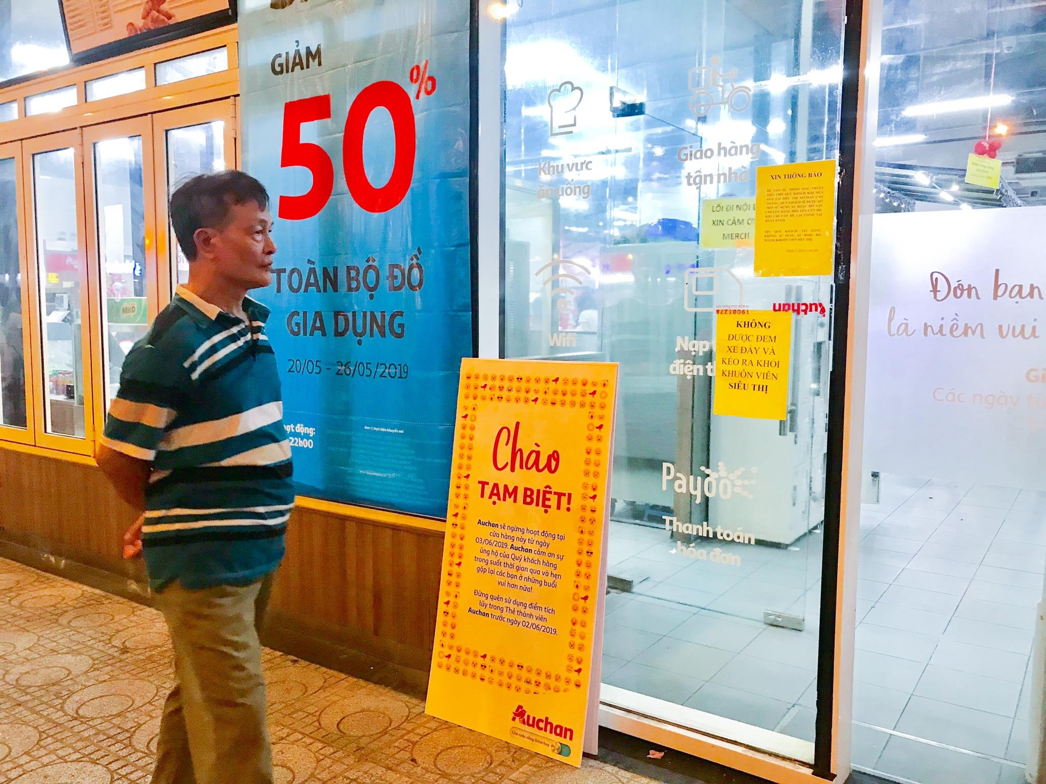 sieu thi Auchan dong cua anh 6