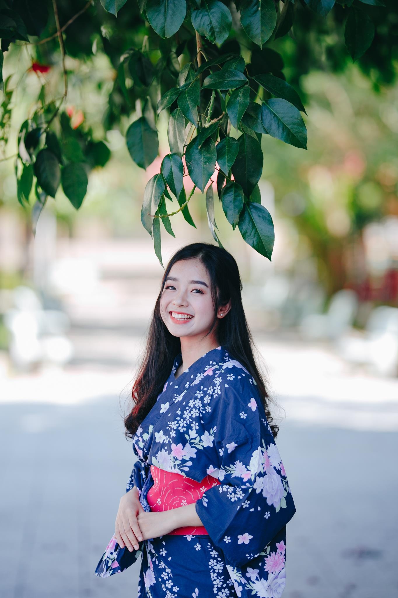 Sinh vien Hue hoa thieu nu Nhat Ban anh 3