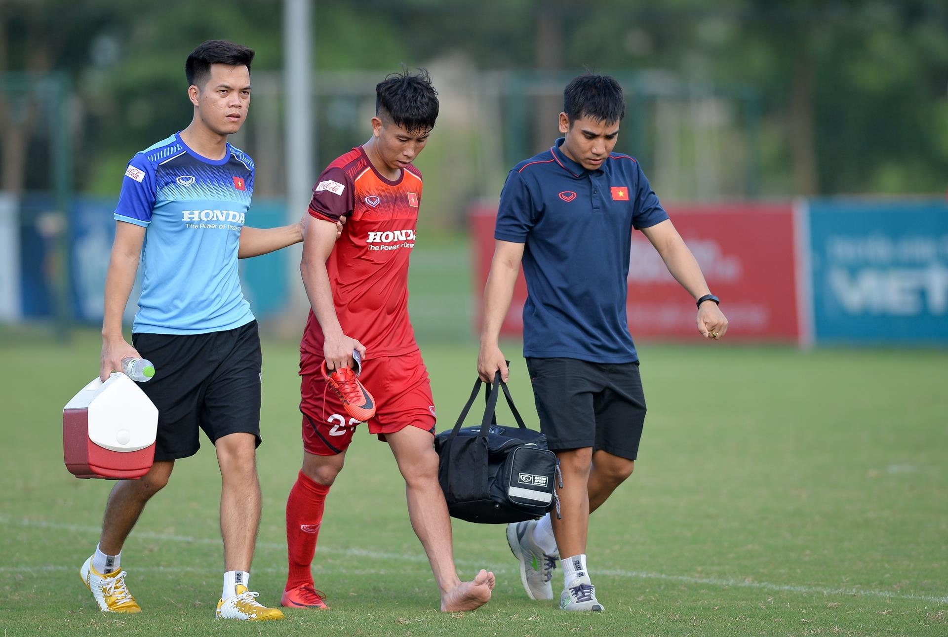 cau thu U23 Viet Nam bi chan thuong anh 5