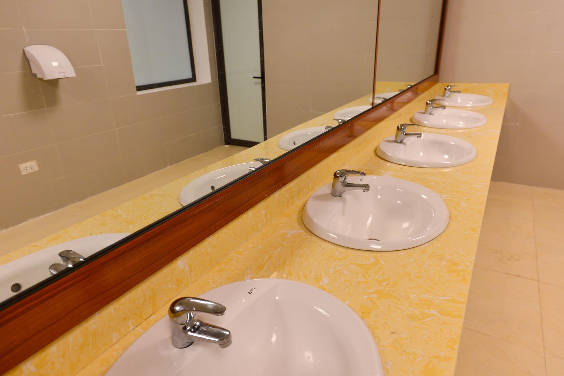 San van dong tinh Phu Tho anh 9