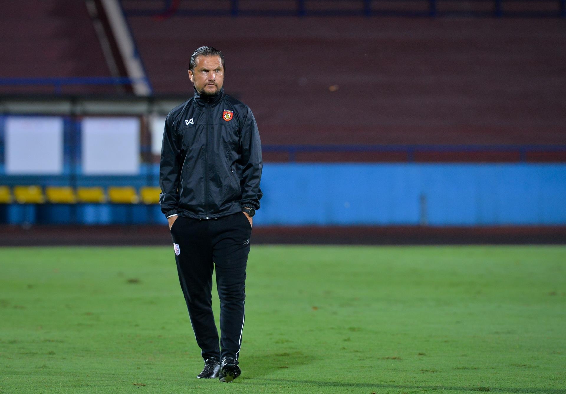 U23 Myanmar mac ao cong nghe cao anh 6