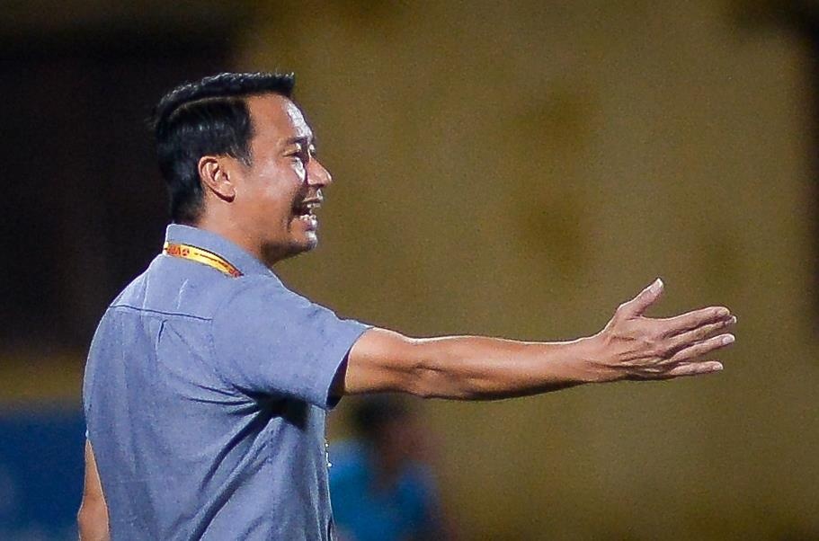 CLB Quang Nam quyet khong xin diem du dung ap chot hinh anh