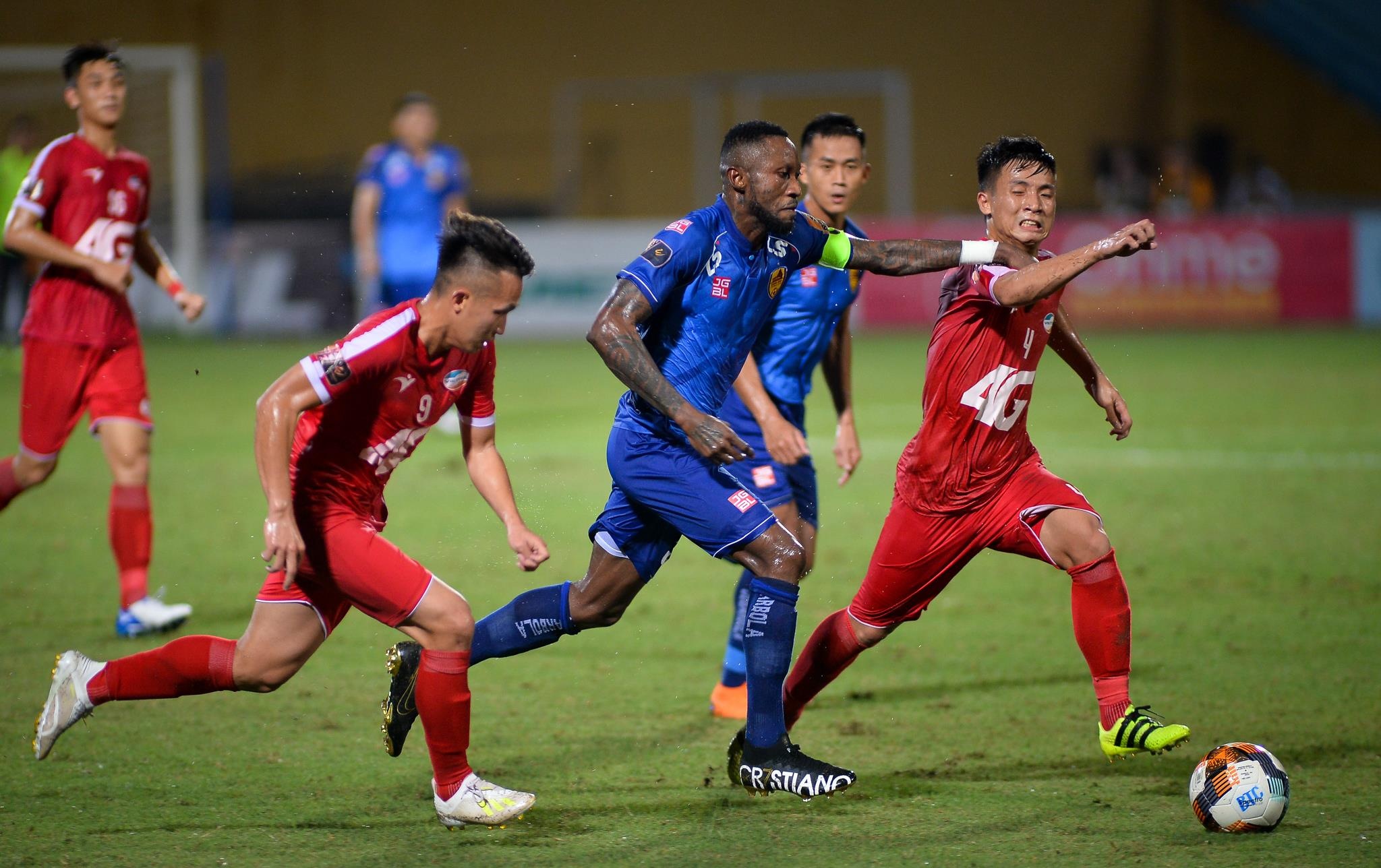 vo sap cuoi Bui Tien Dung anh 5