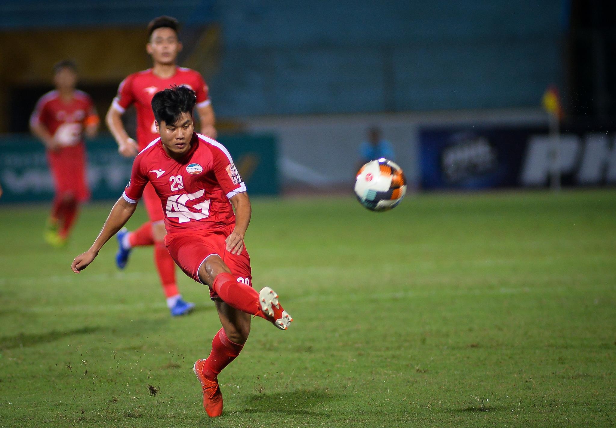 vo sap cuoi Bui Tien Dung anh 8