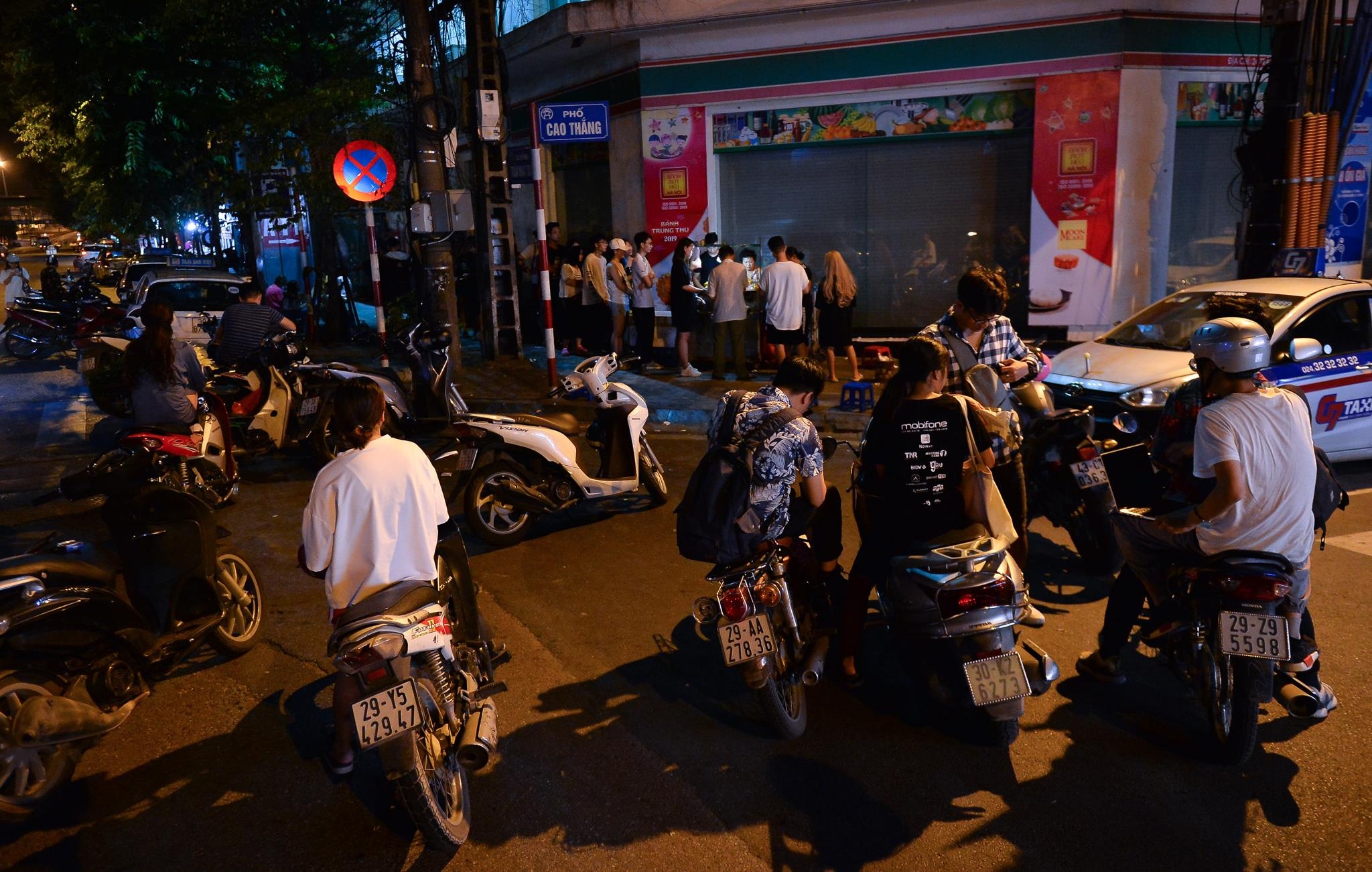 banh mi dan to anh 1