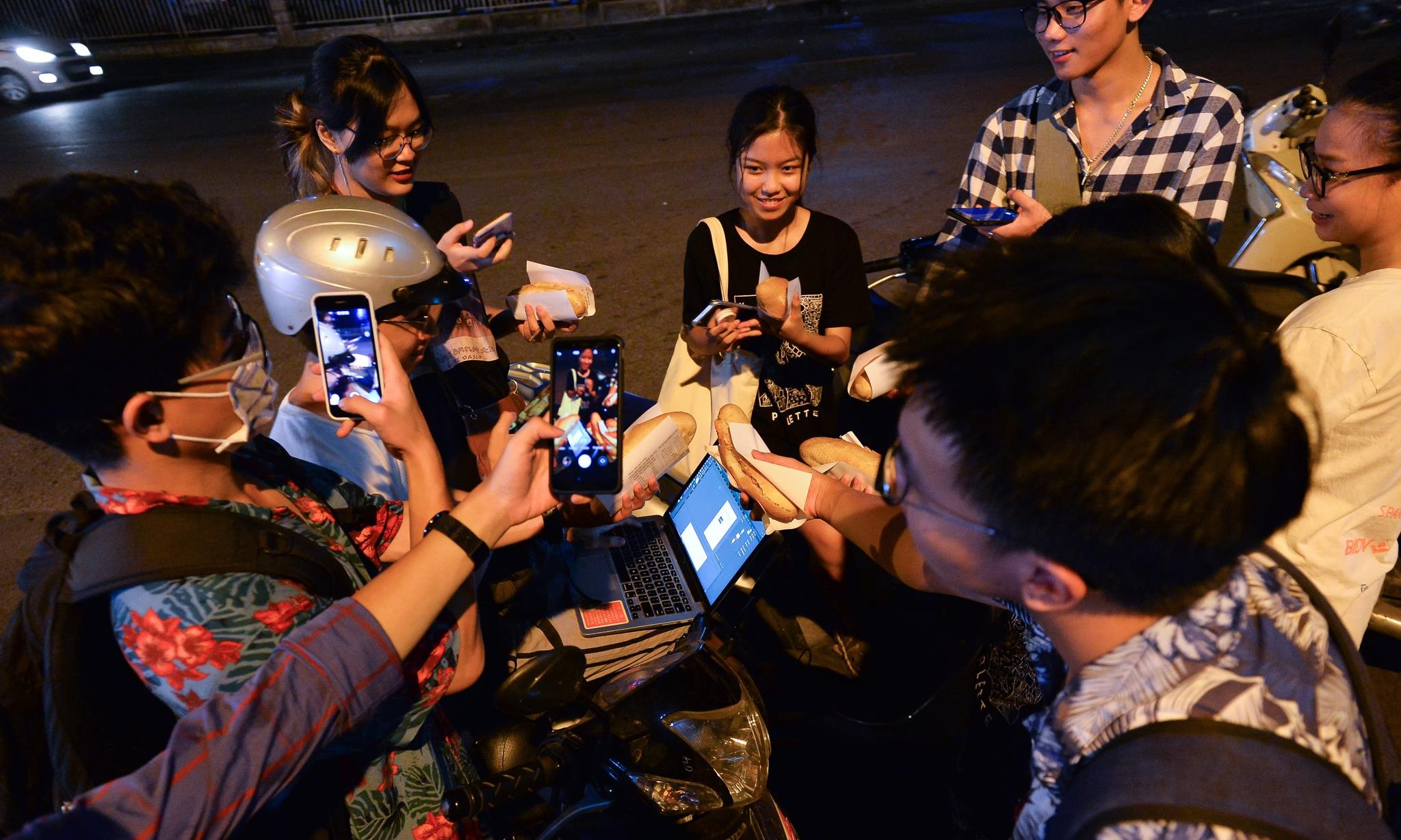 banh mi dan to anh 8