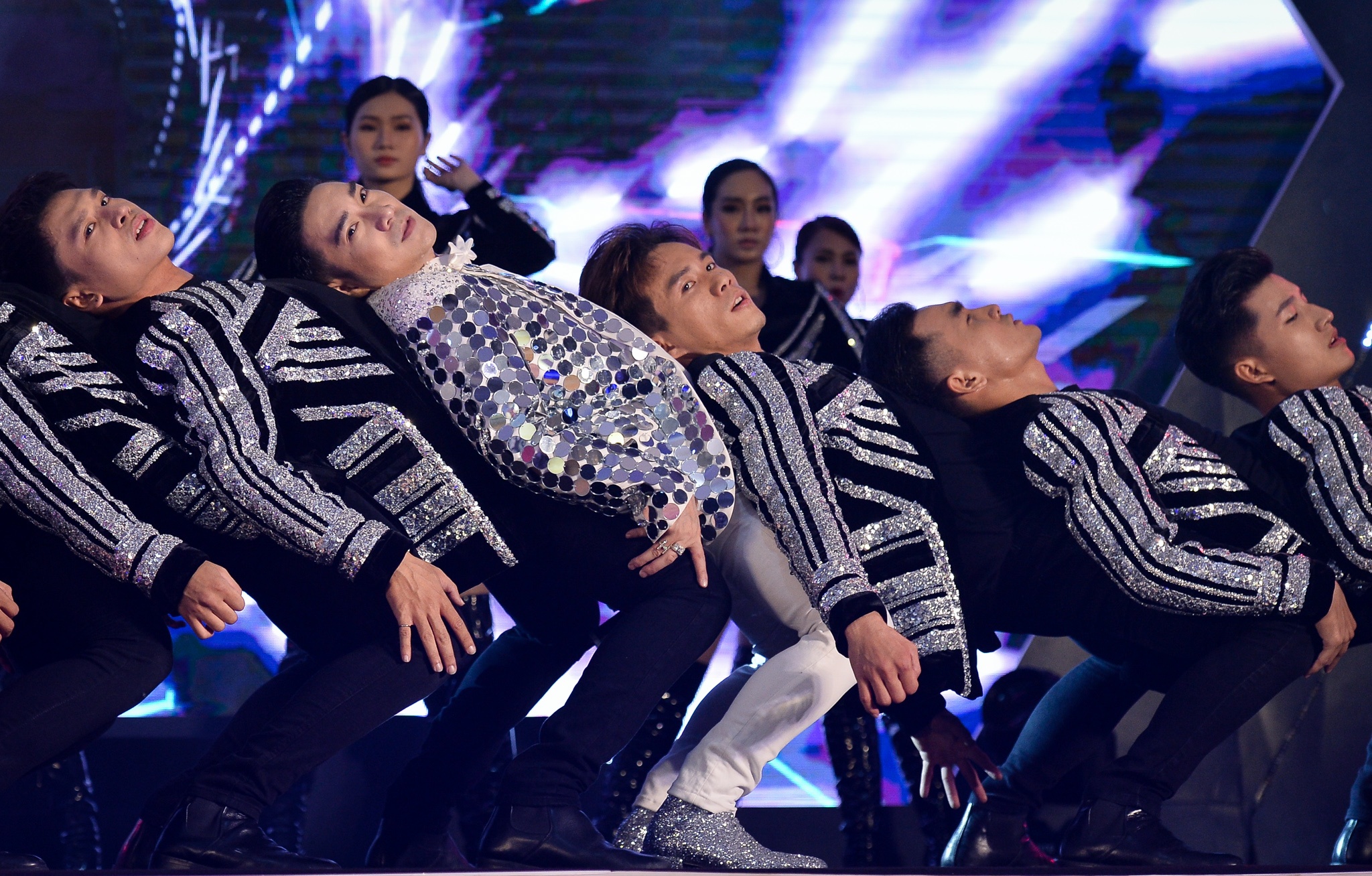 Quang Ha huy live show anh 6