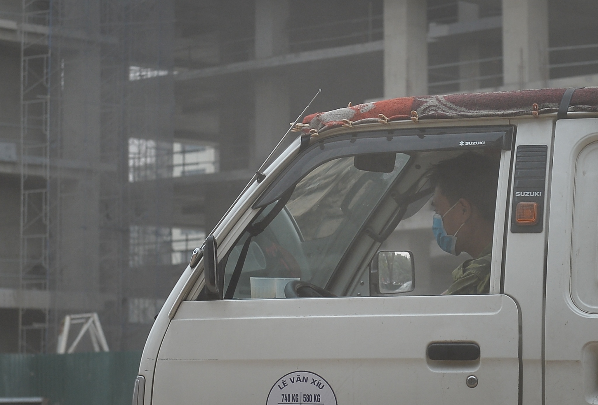 khau trang tran ngap duong pho thu do anh 10