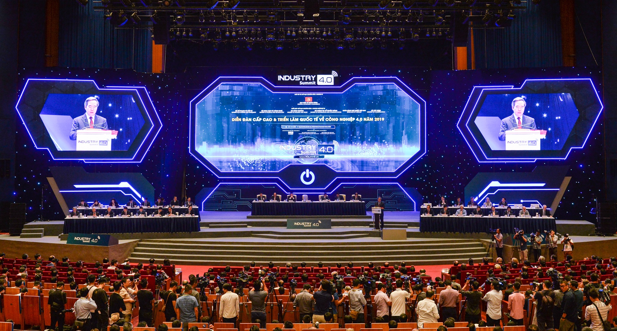 Pho thu tuong Vu Duc Dam anh 1