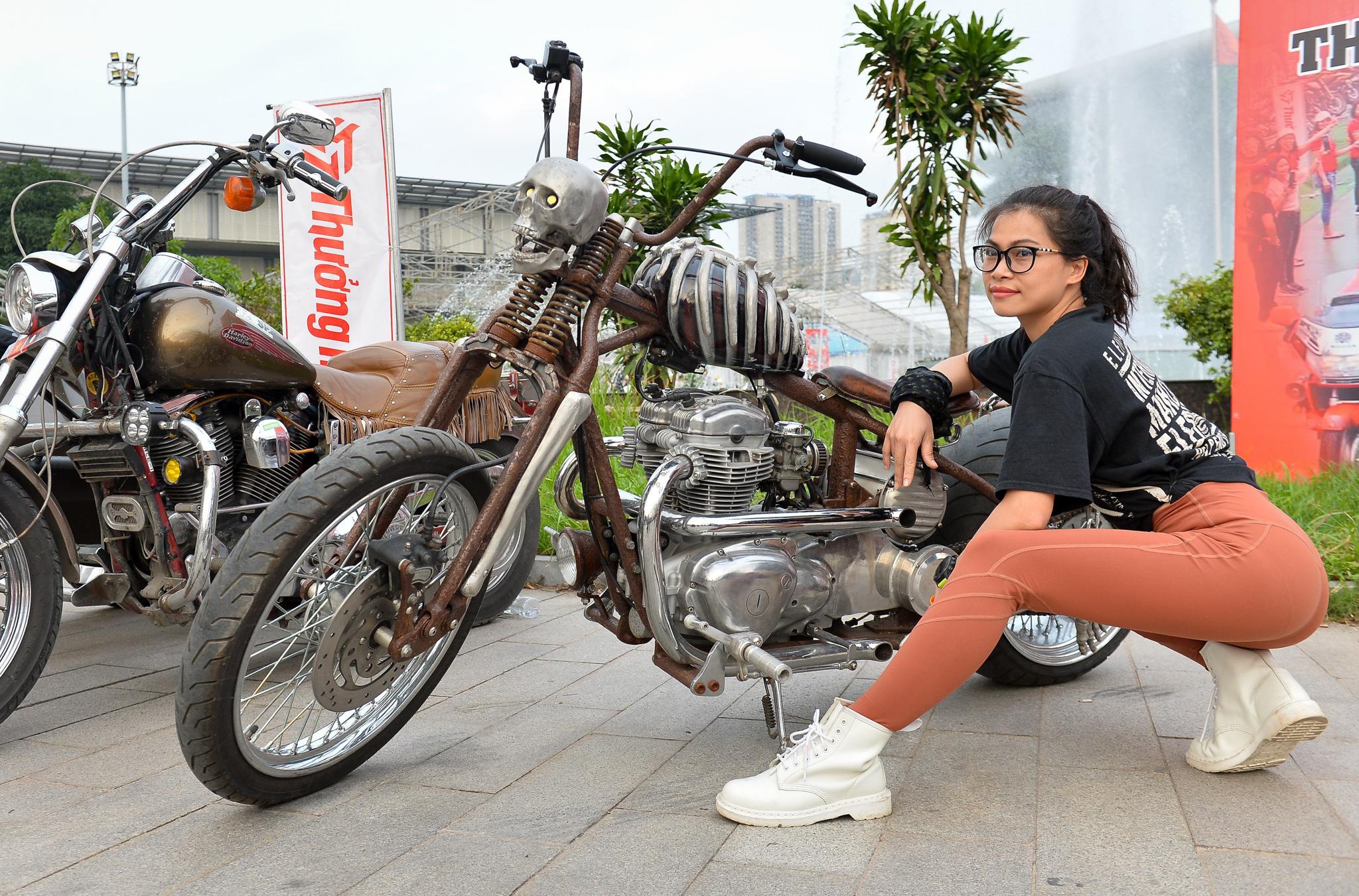 300 moto dieu hanh anh 6