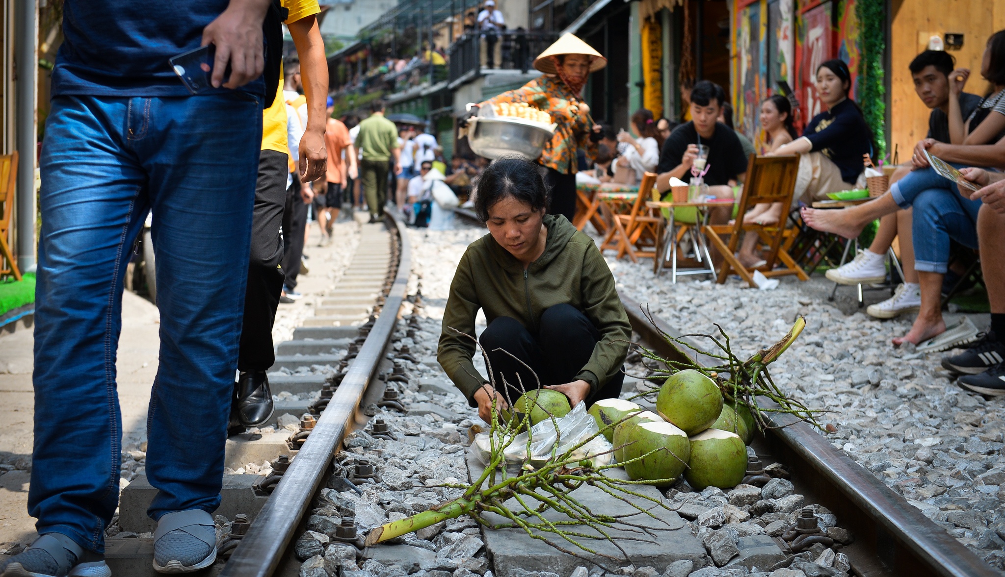 check-in pho duong tau anh 3