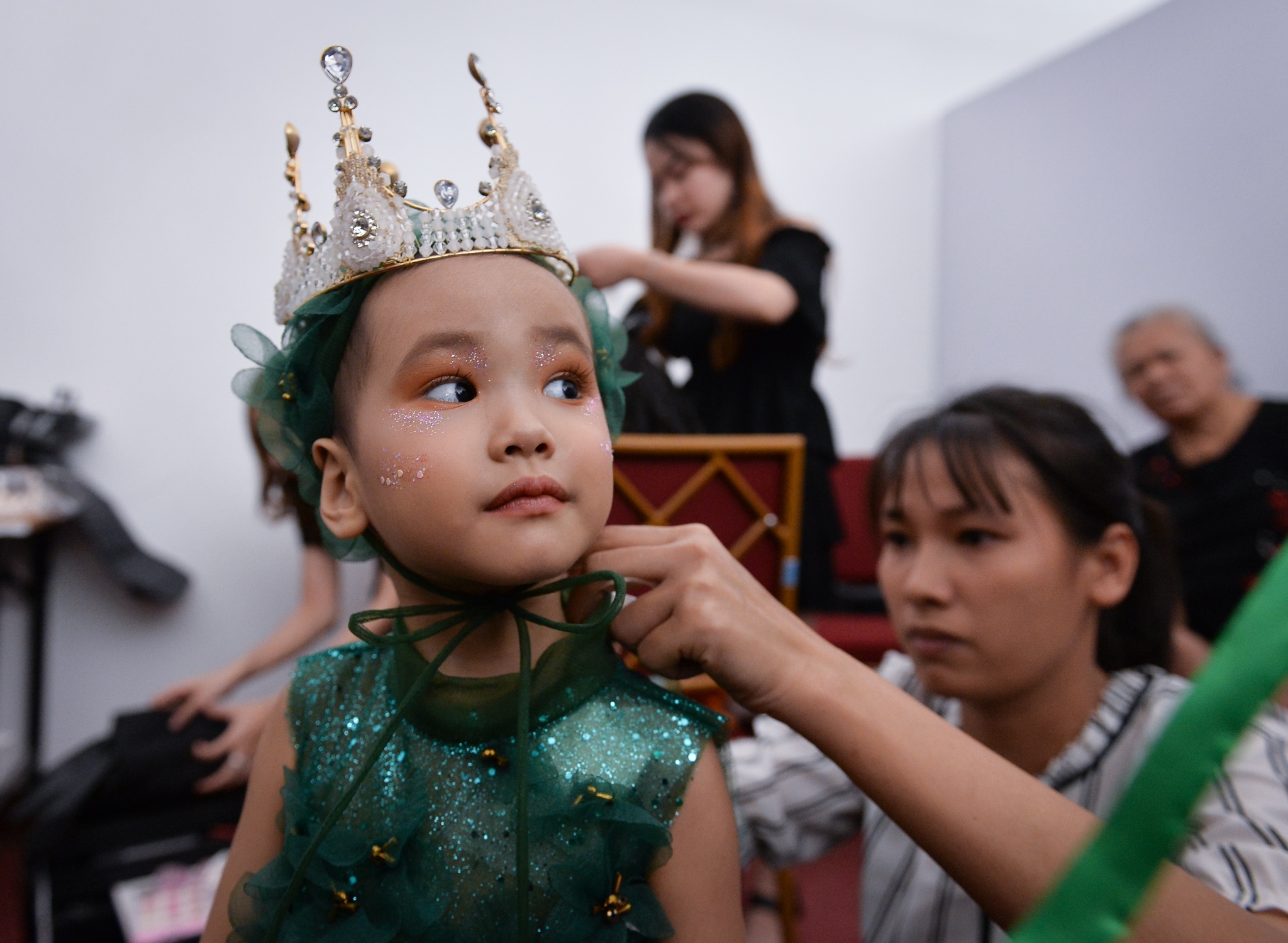 Sàn catwalk của công chúa ung thư máu ảnh 20 San catwalk cua cong chua ung thu mau anh 20