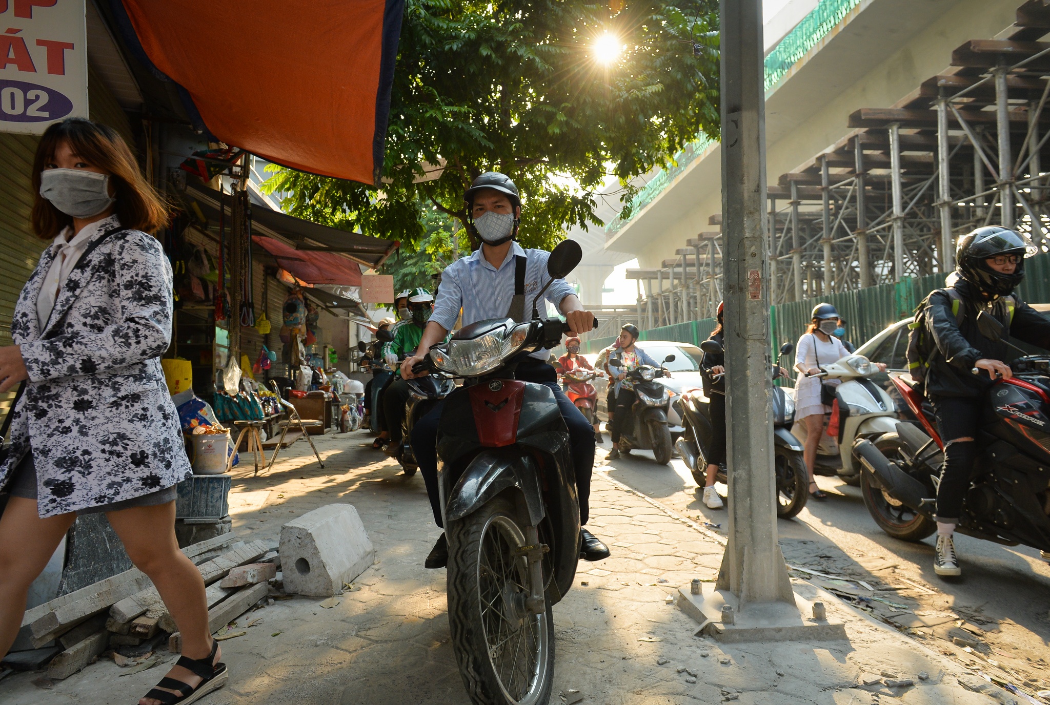 Duong Truong Chinh tac hang km anh 3