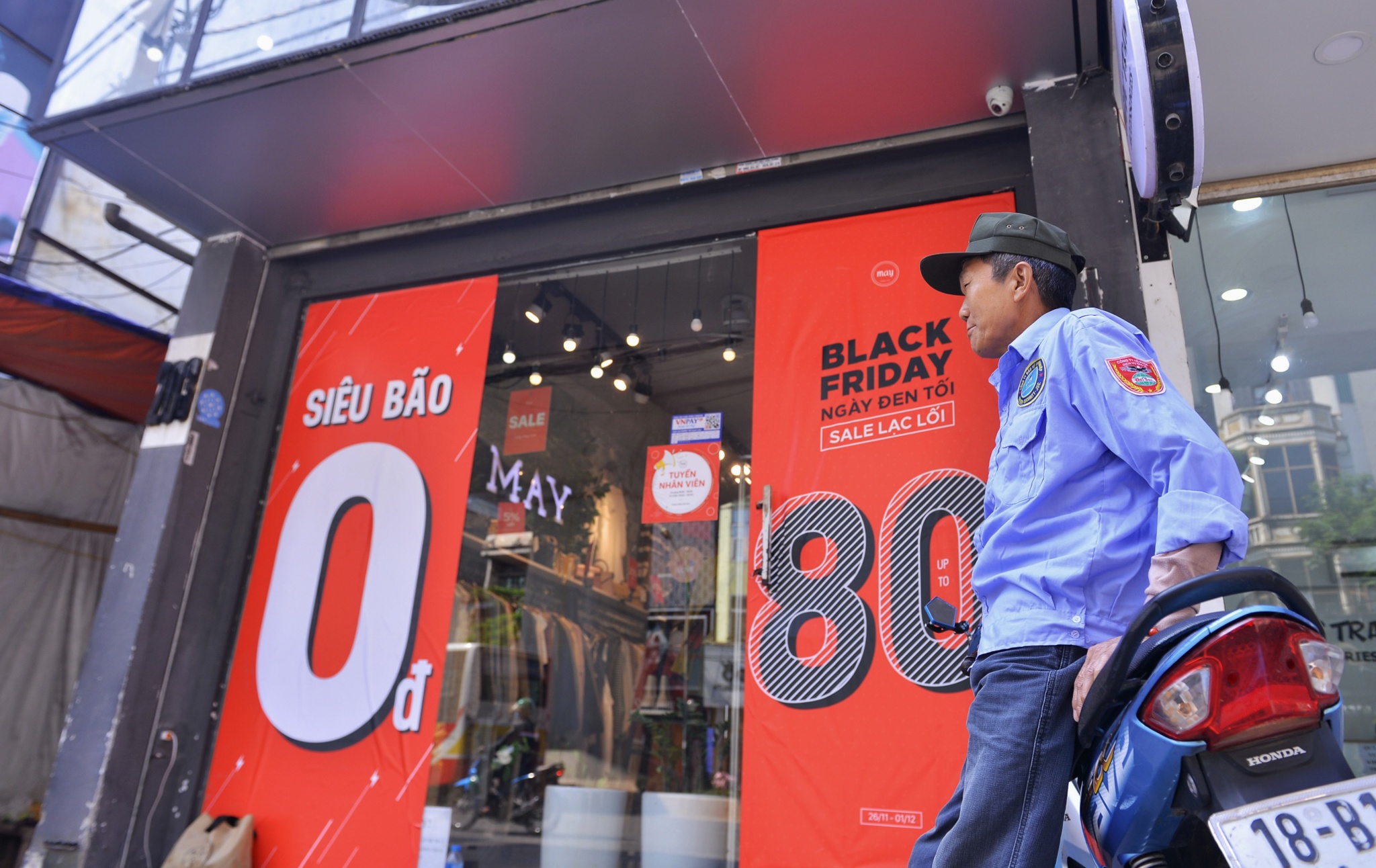 giam gia 80% trong ngay Black Friday anh 3