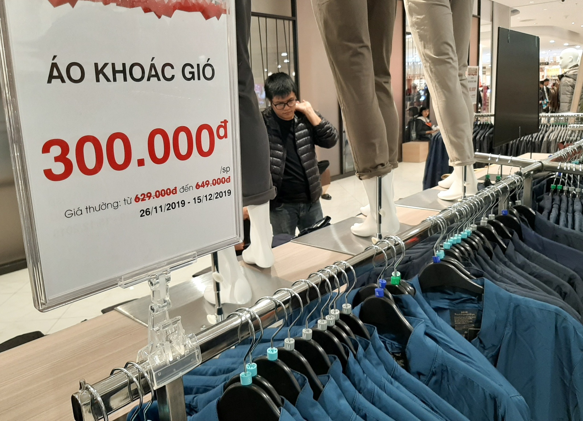 giam gia 80% trong ngay Black Friday anh 8