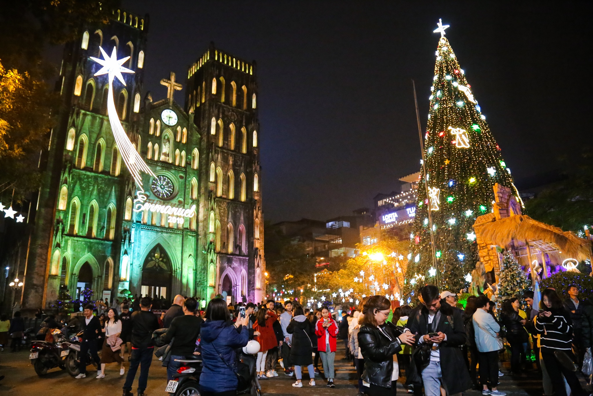 di choi giang sinh trong mua lanh anh 1