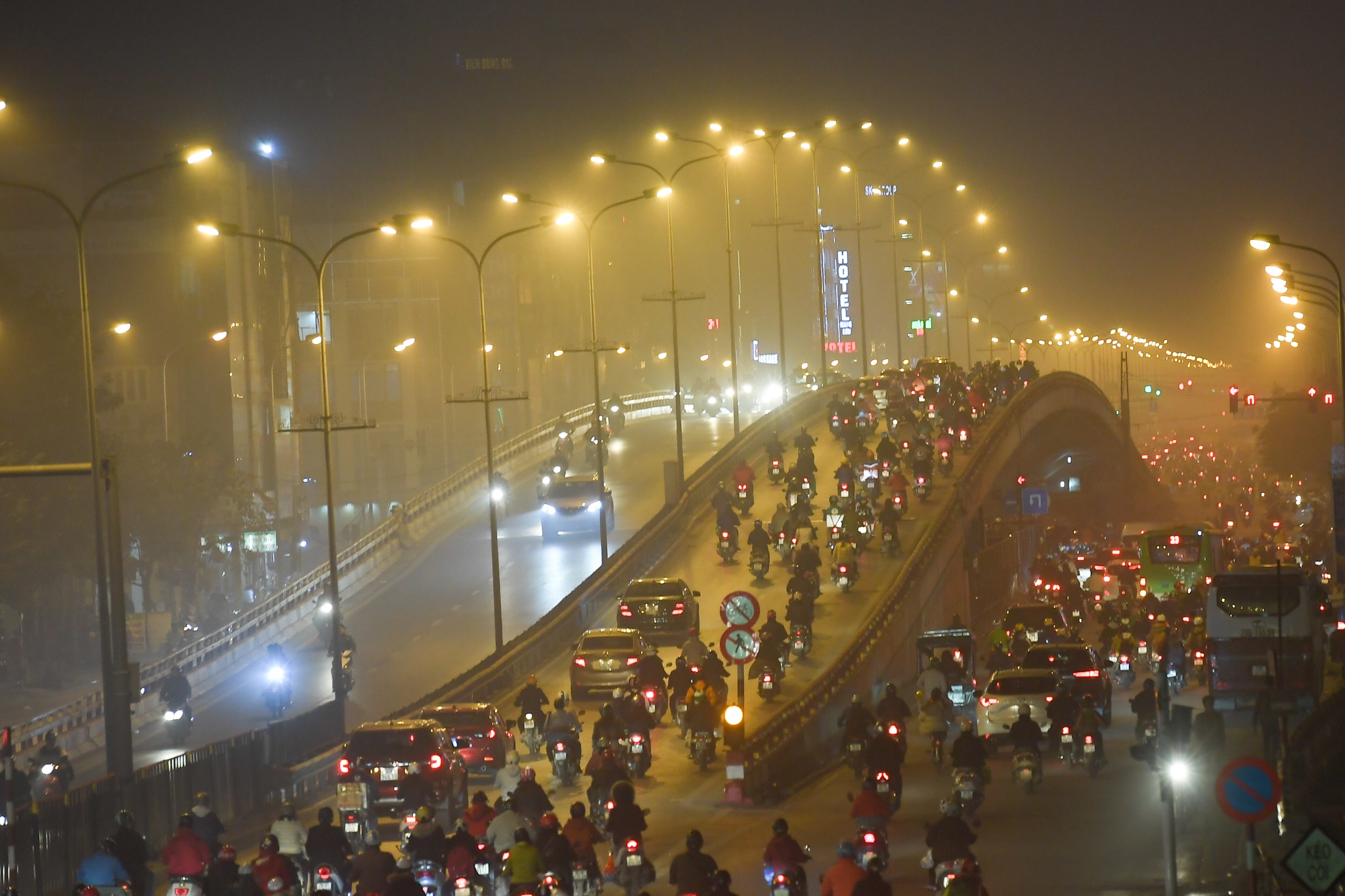 Ha Noi chim trong suong mu anh 9