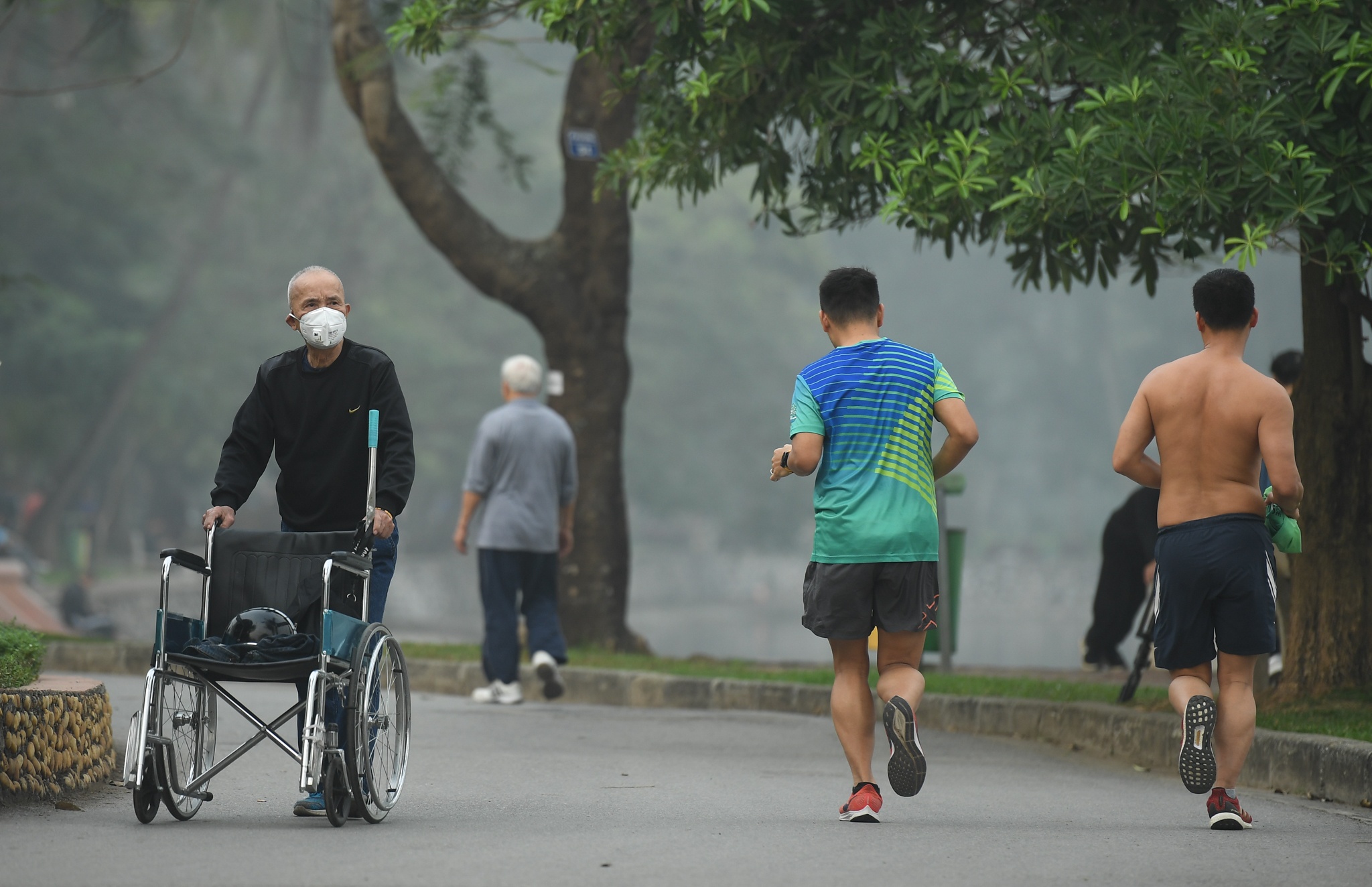 Ha Noi chim trong suong mu anh 4