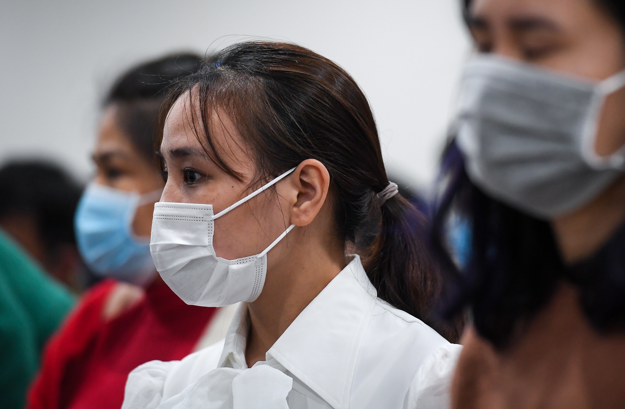 giai cuu con khung hoang mau anh 3