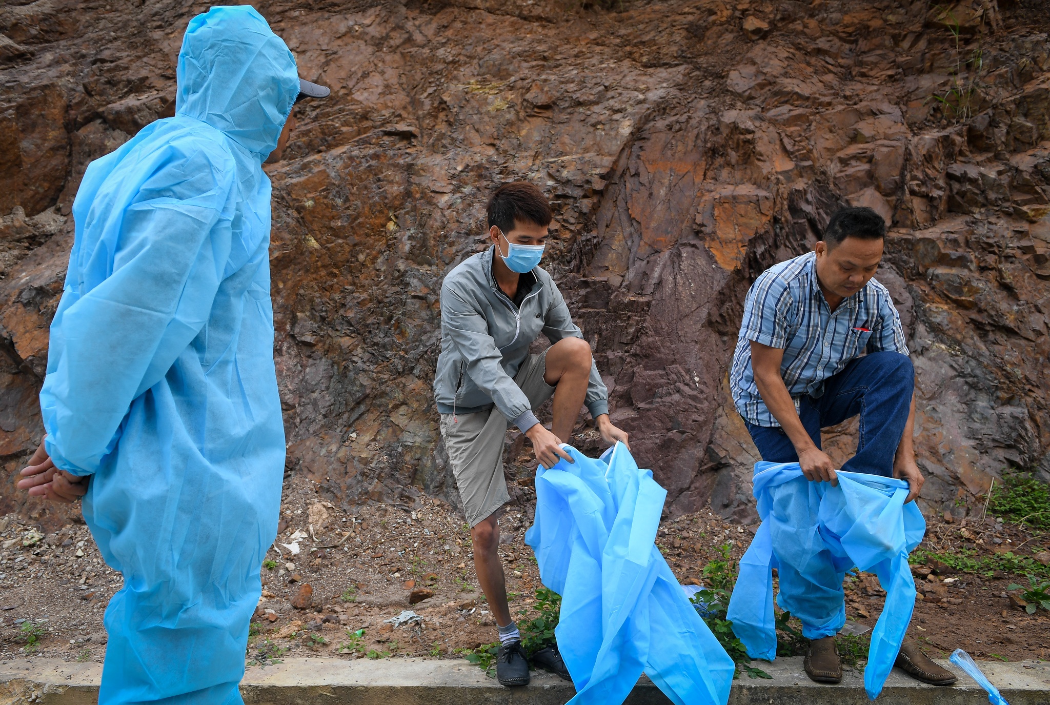thong quan cua khau Tan Thanh anh 2