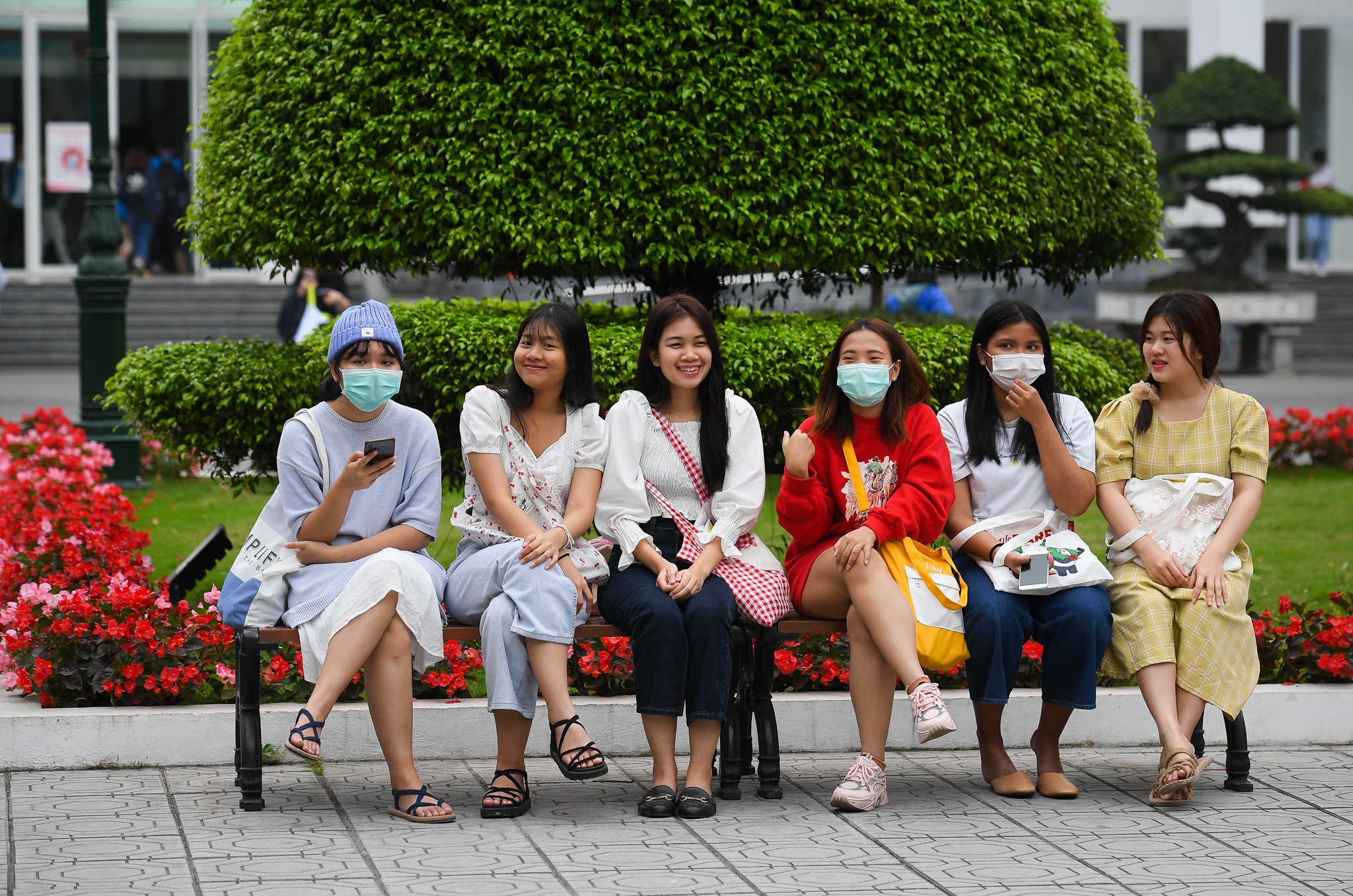 sinh vien quay lai truong sau ky nghi anh 12