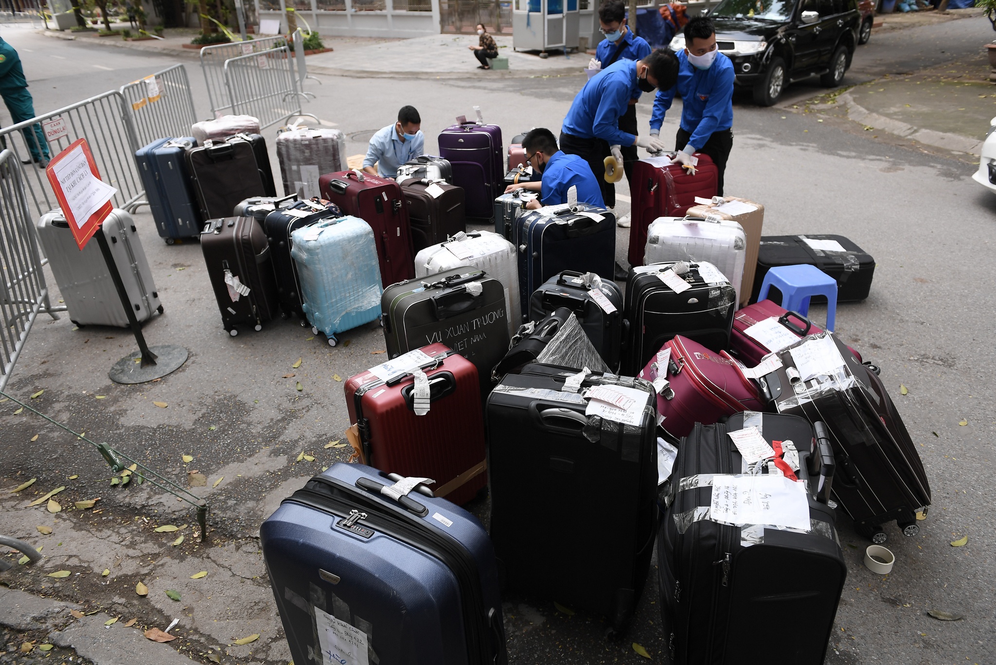 khu cach ly Phap Van Tu Hiep anh 7