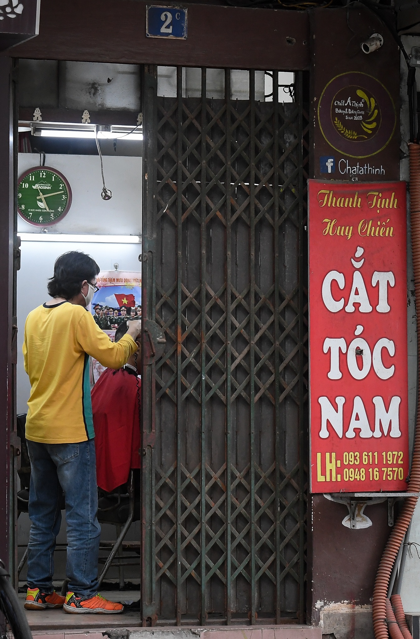 uong tra da giua mua dich anh 6