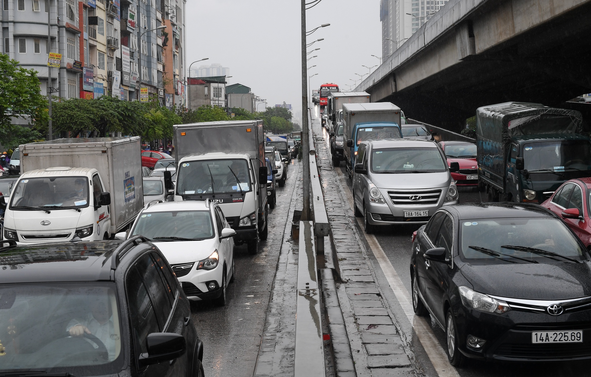 Ha Noi tac duong trong mua anh 1