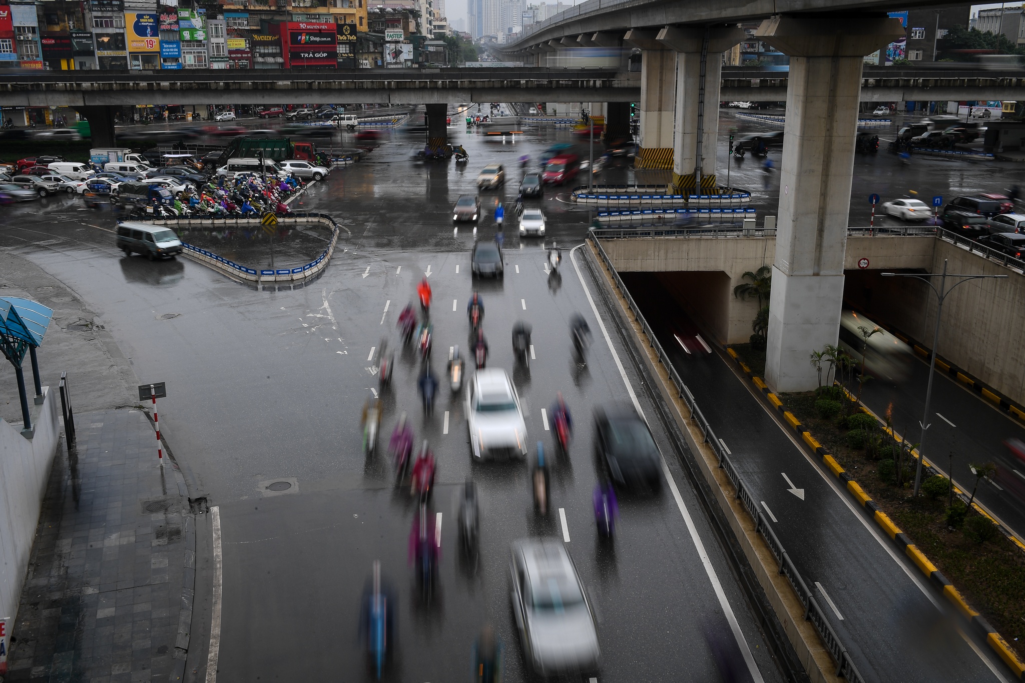 Ha Noi tac duong trong mua anh 6