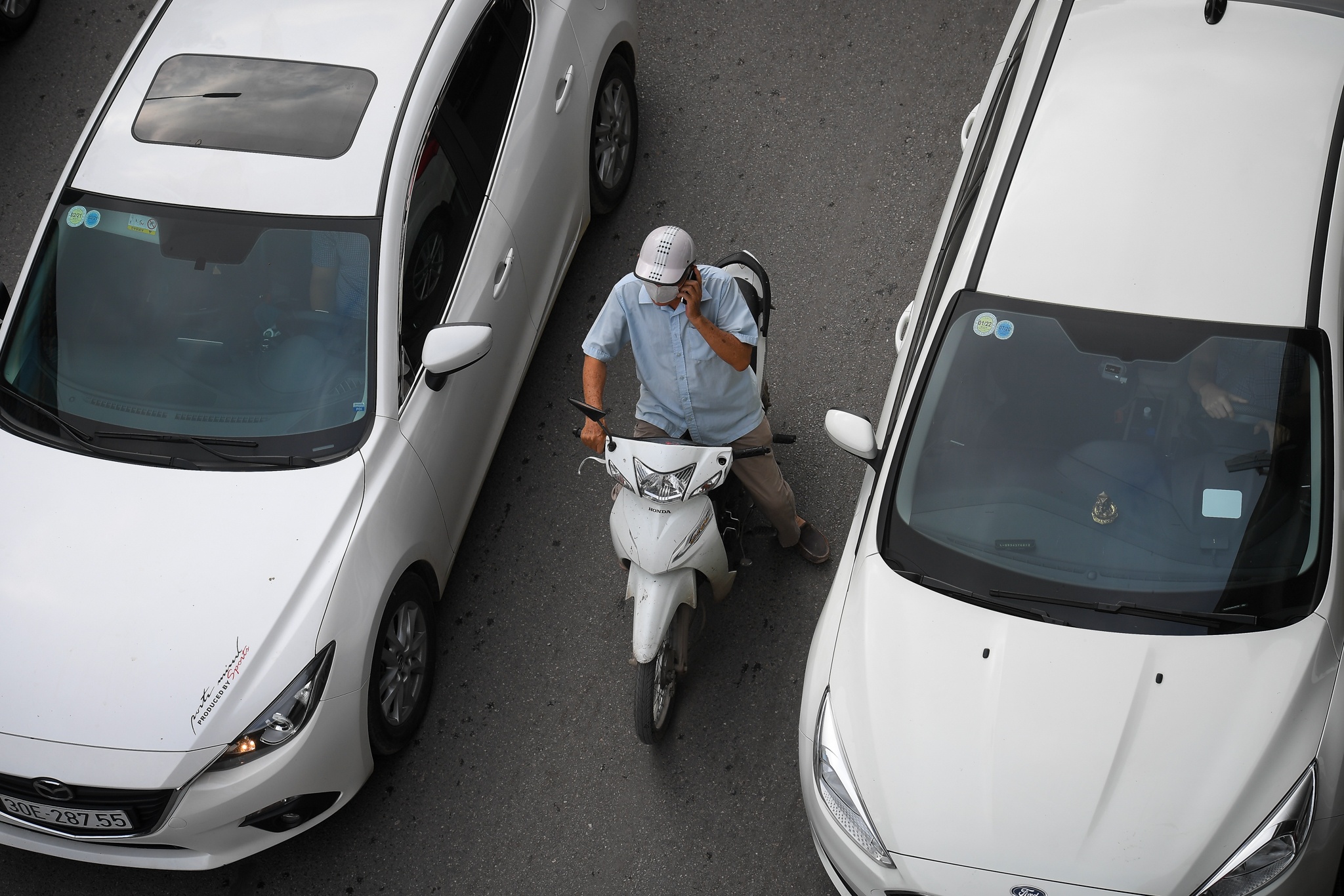 duong Ha Noi tac khap noi anh 3