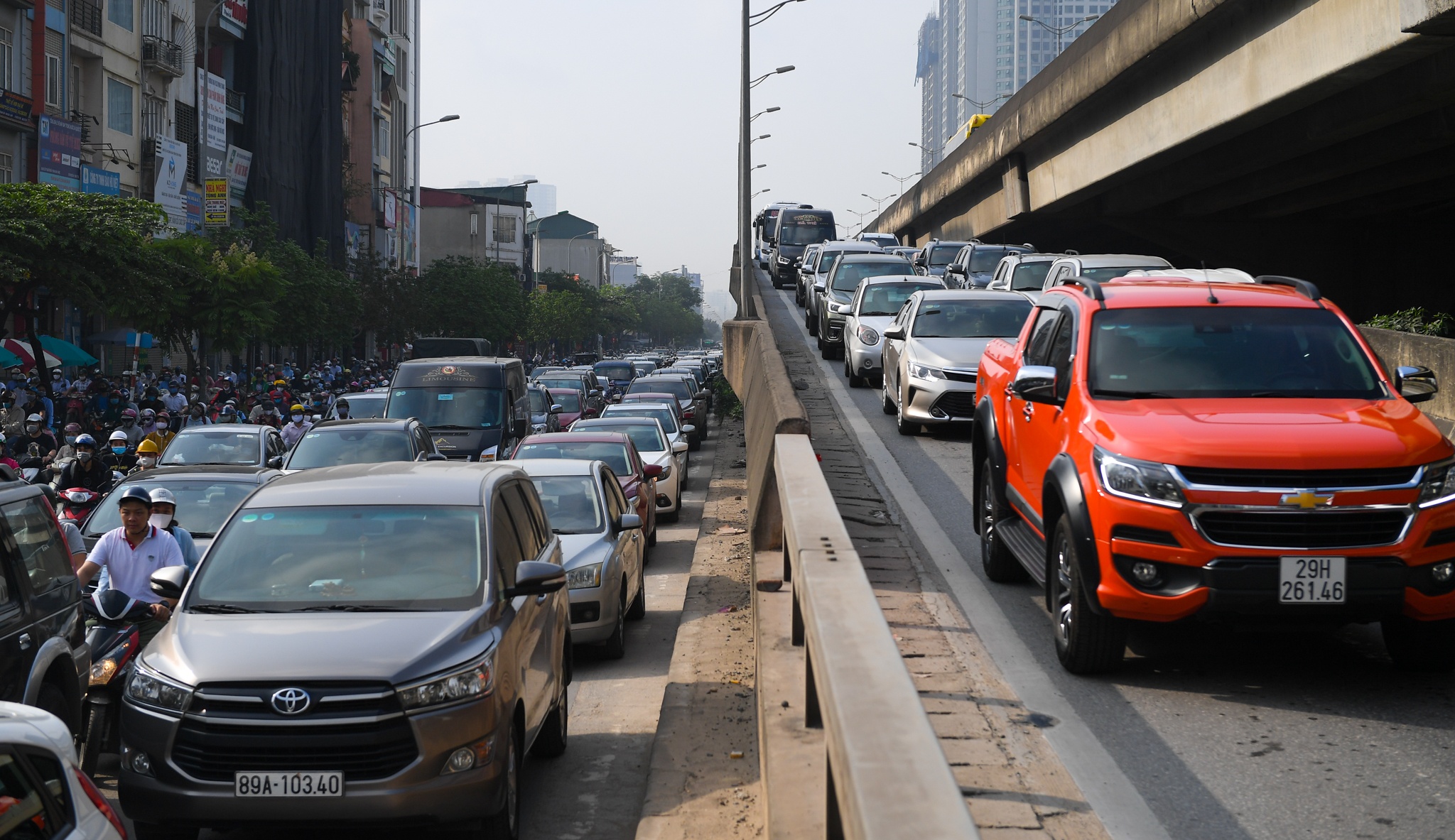 duong Ha Noi tac khap noi anh 4